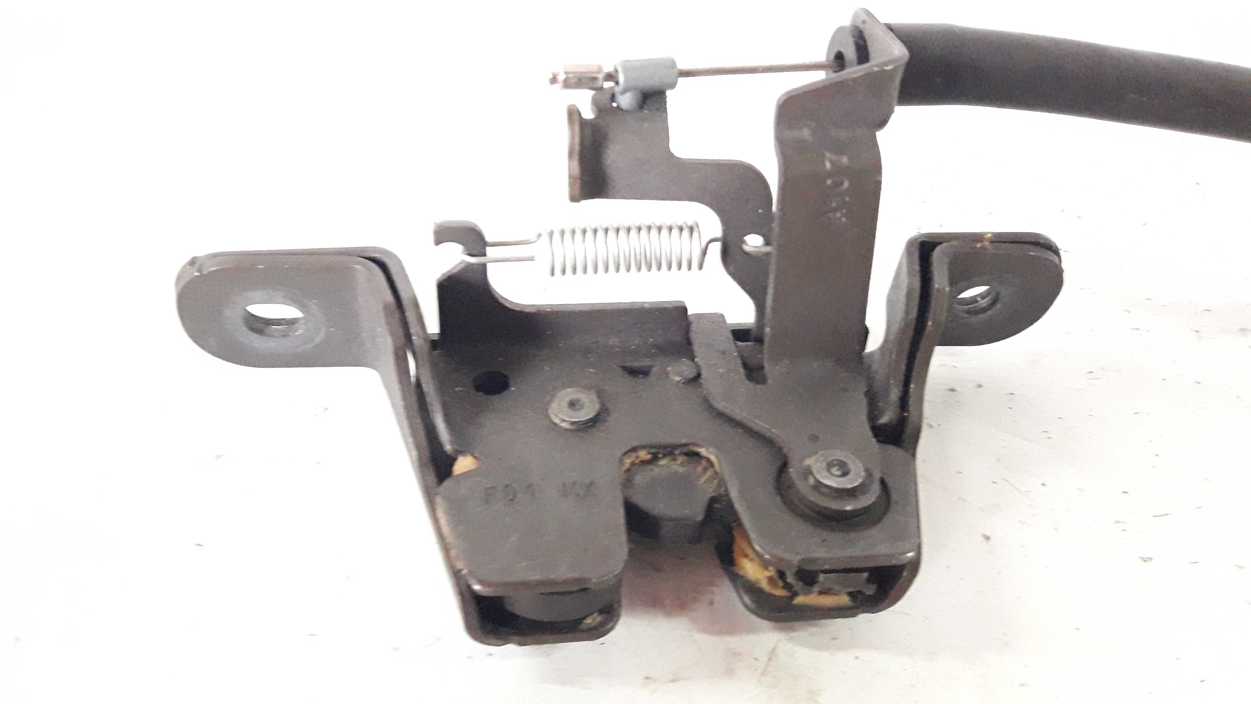 Trava Direita Banco Traseiro Jetta 10 11 12 13 14  Preto 3