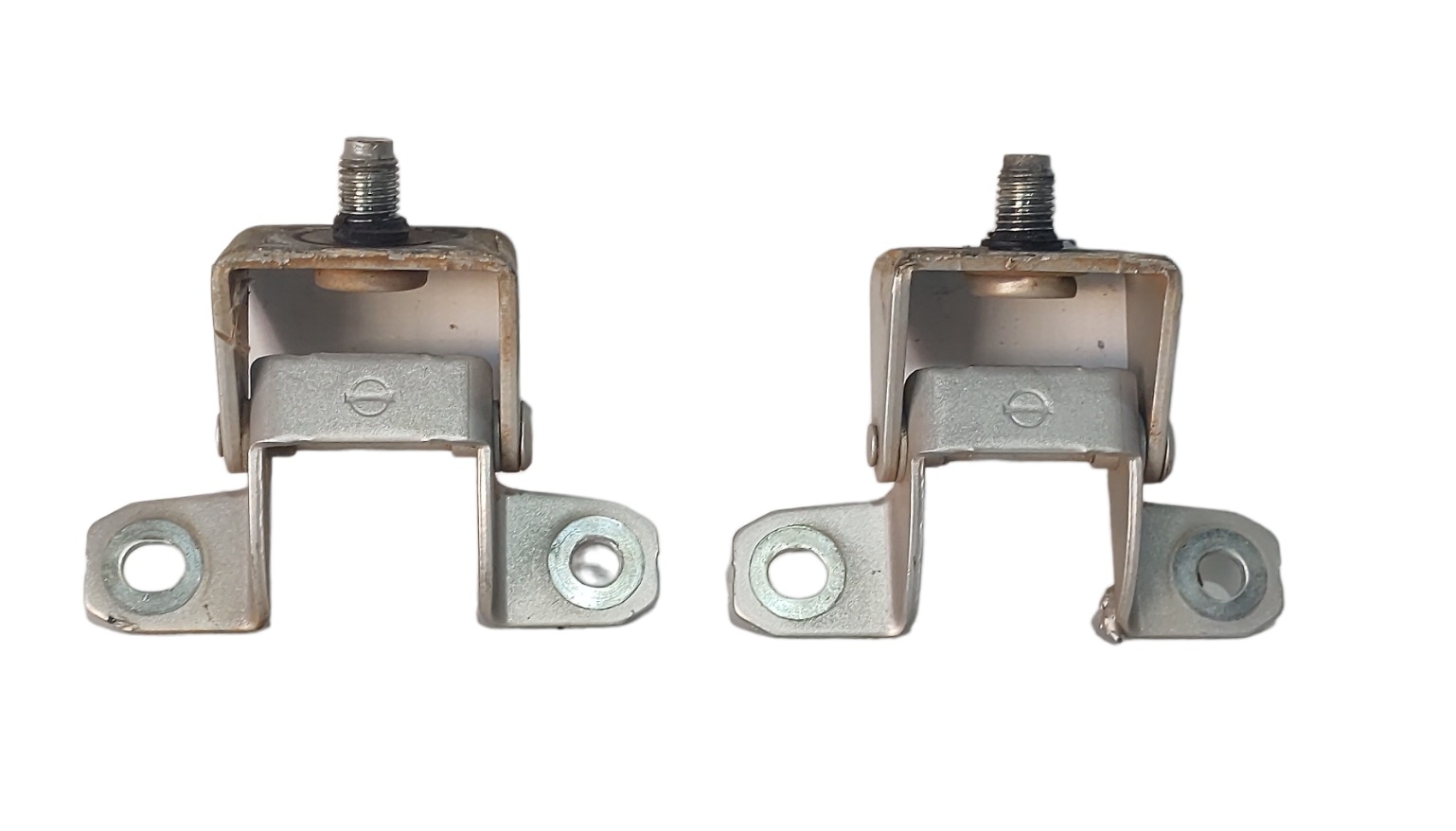 Dobradiça Tampa Traseira Malas Tiida 2011 25344 1