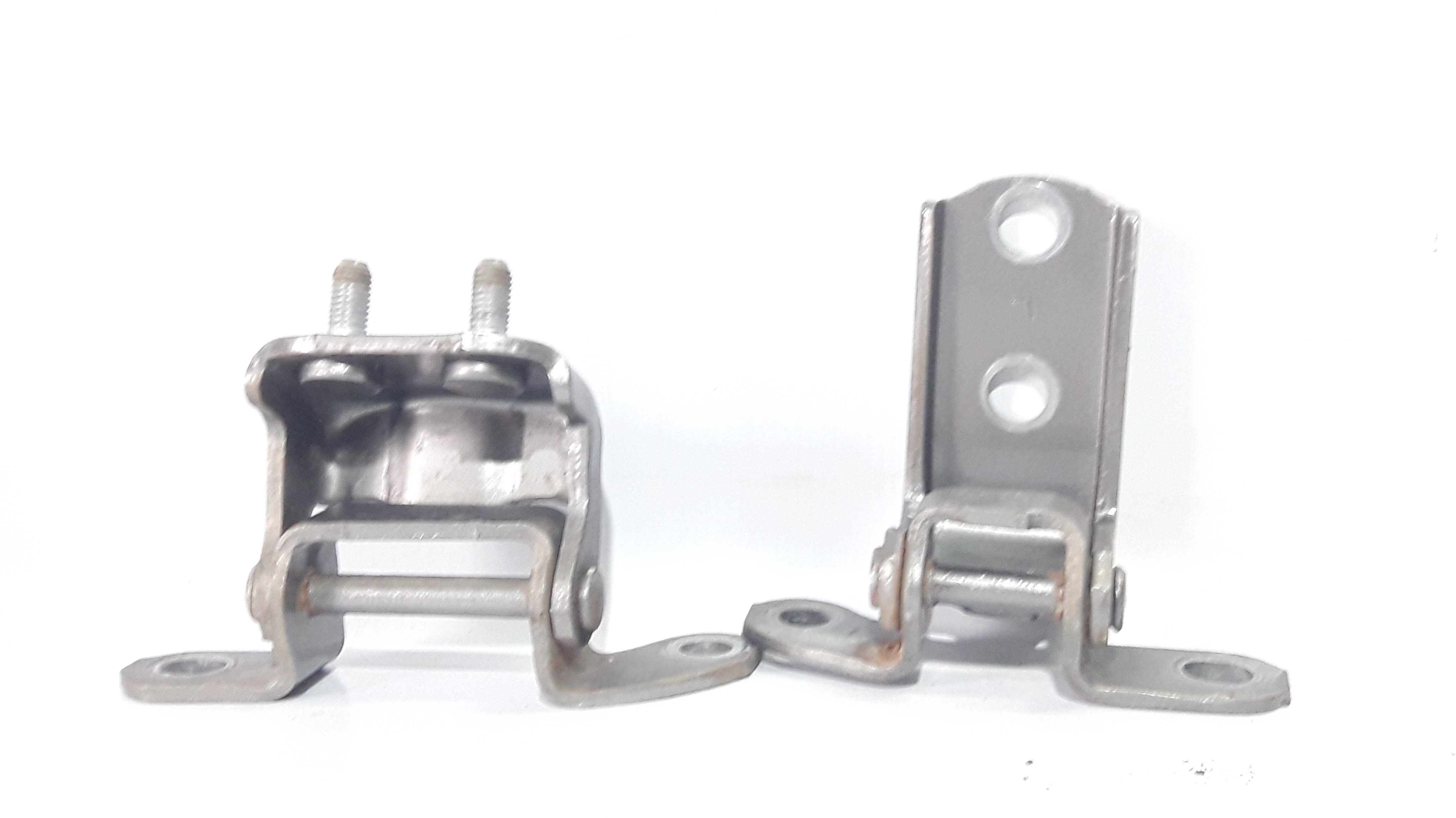 Dobradiça Porta Traseira Esquerda Corolla 03 4 5 6 7 8 2