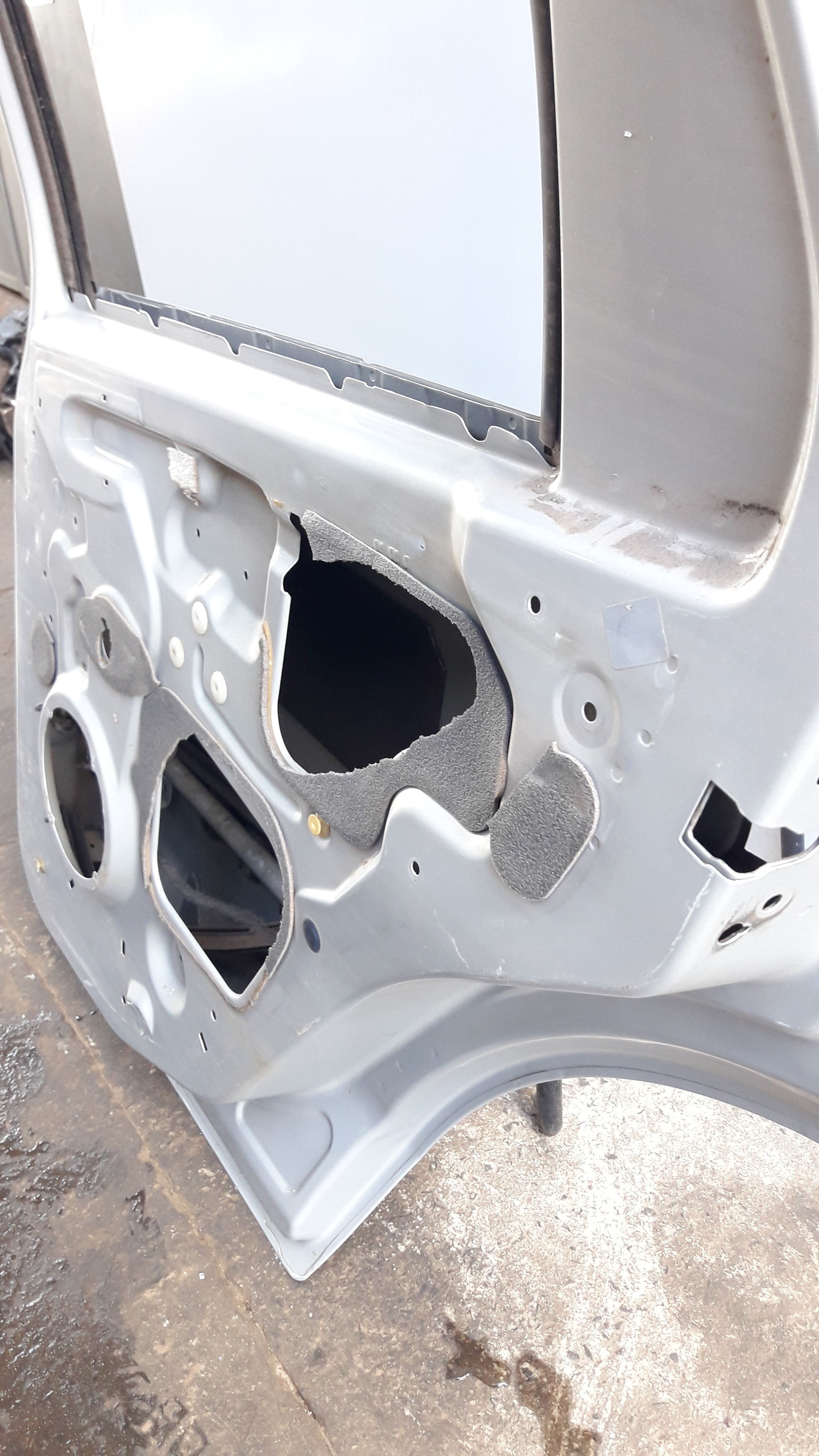Porta Traseira Direita Ecosport Original 2003/2012 Prata 4