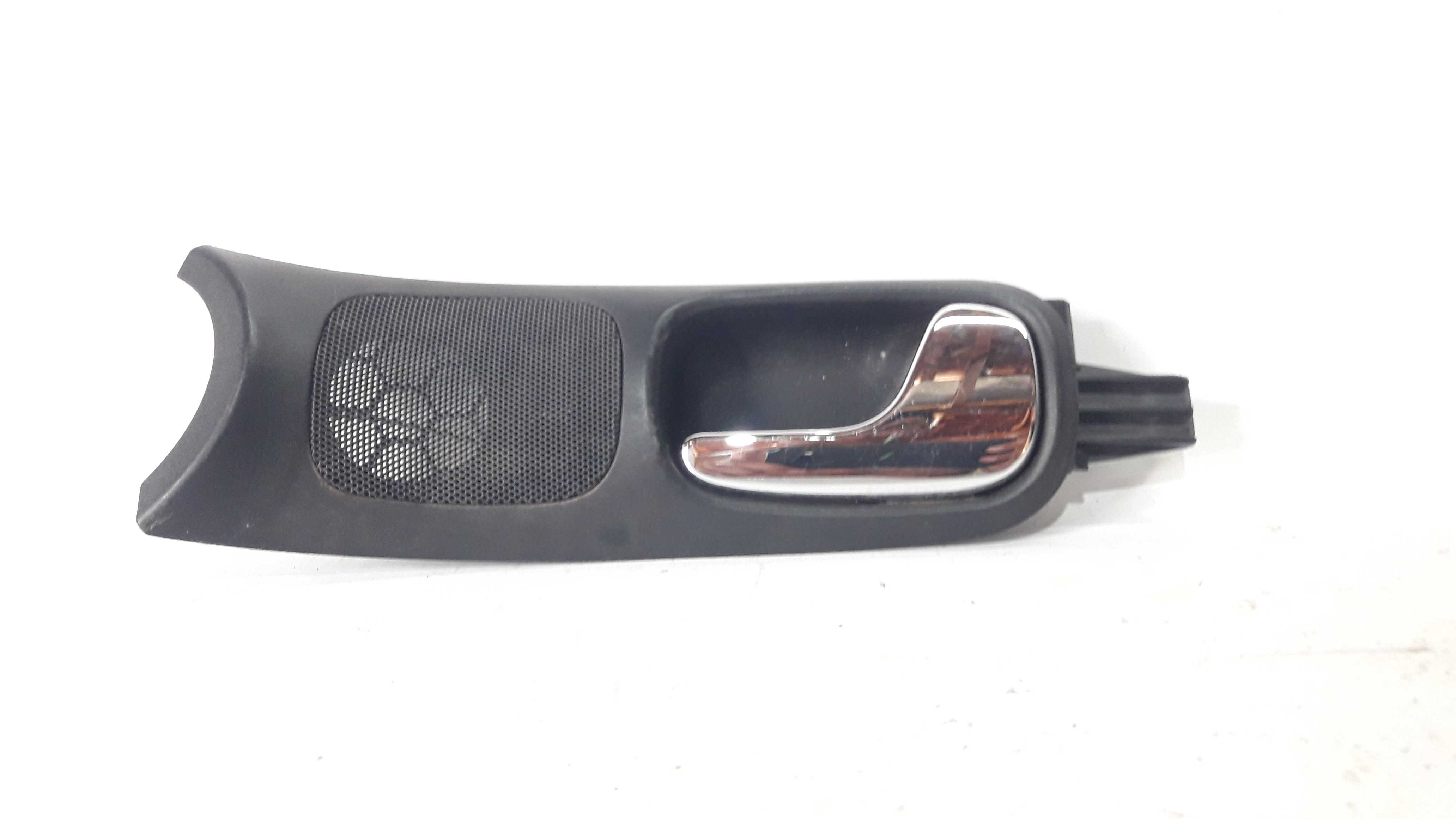 Maçaneta Interna Diant Direita Audi A4 96/00 8d0837020 20098 Preto E Cromado Dianteira 2