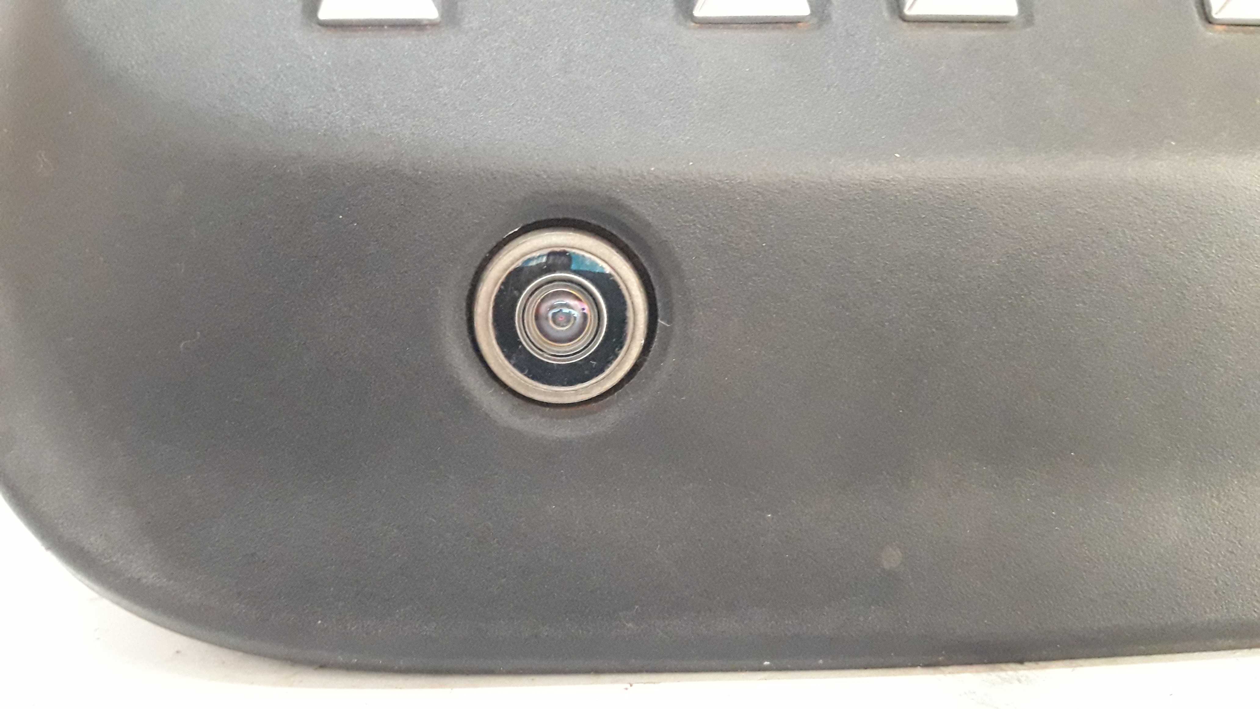 Maçaneta Tampa Traseira Com Camera Toro 16 A 21 520502590  Preta Traseira 5