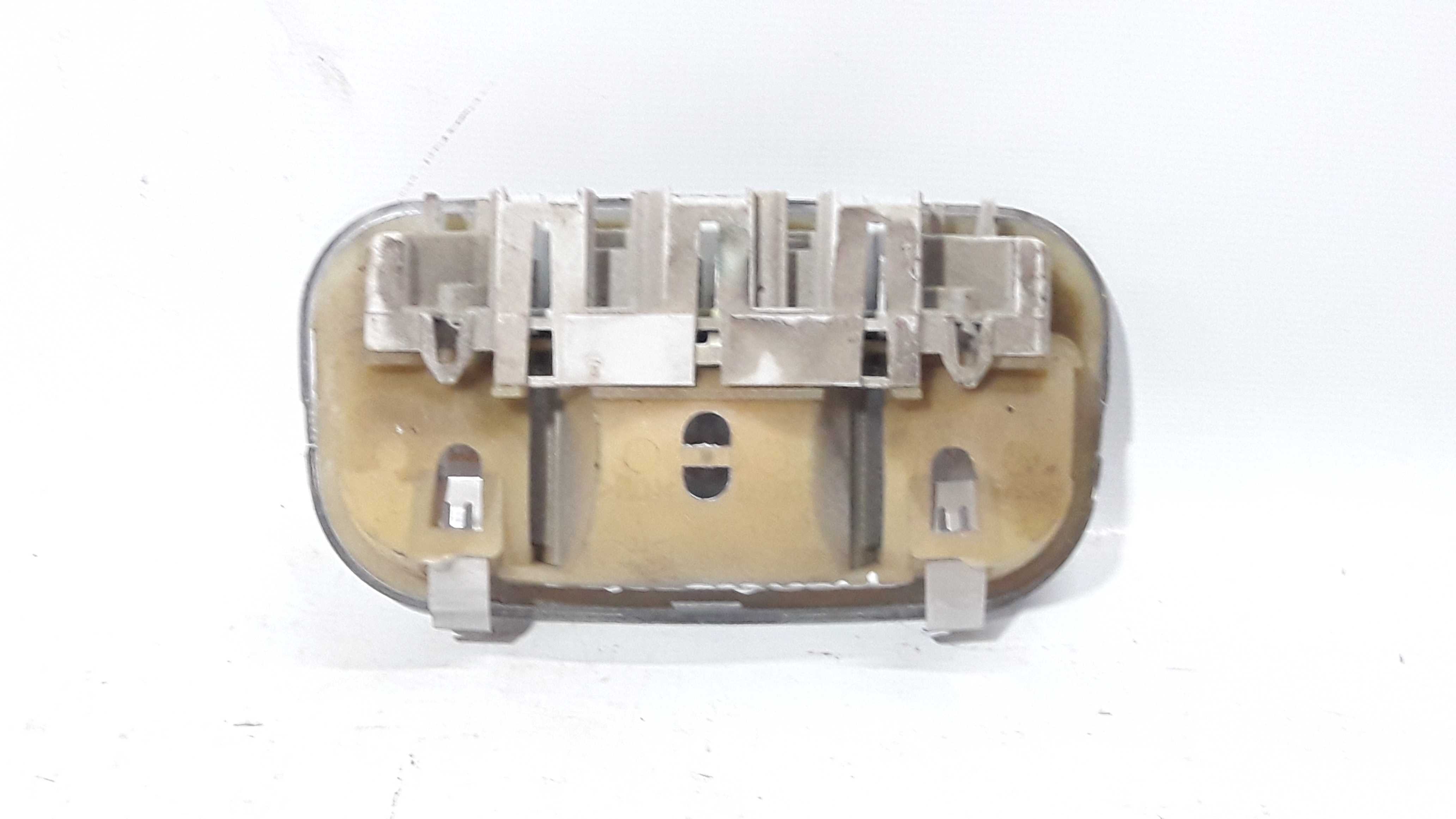 Luz Interna Teto Cortesia Xsara Picasso 02/07 24337 2