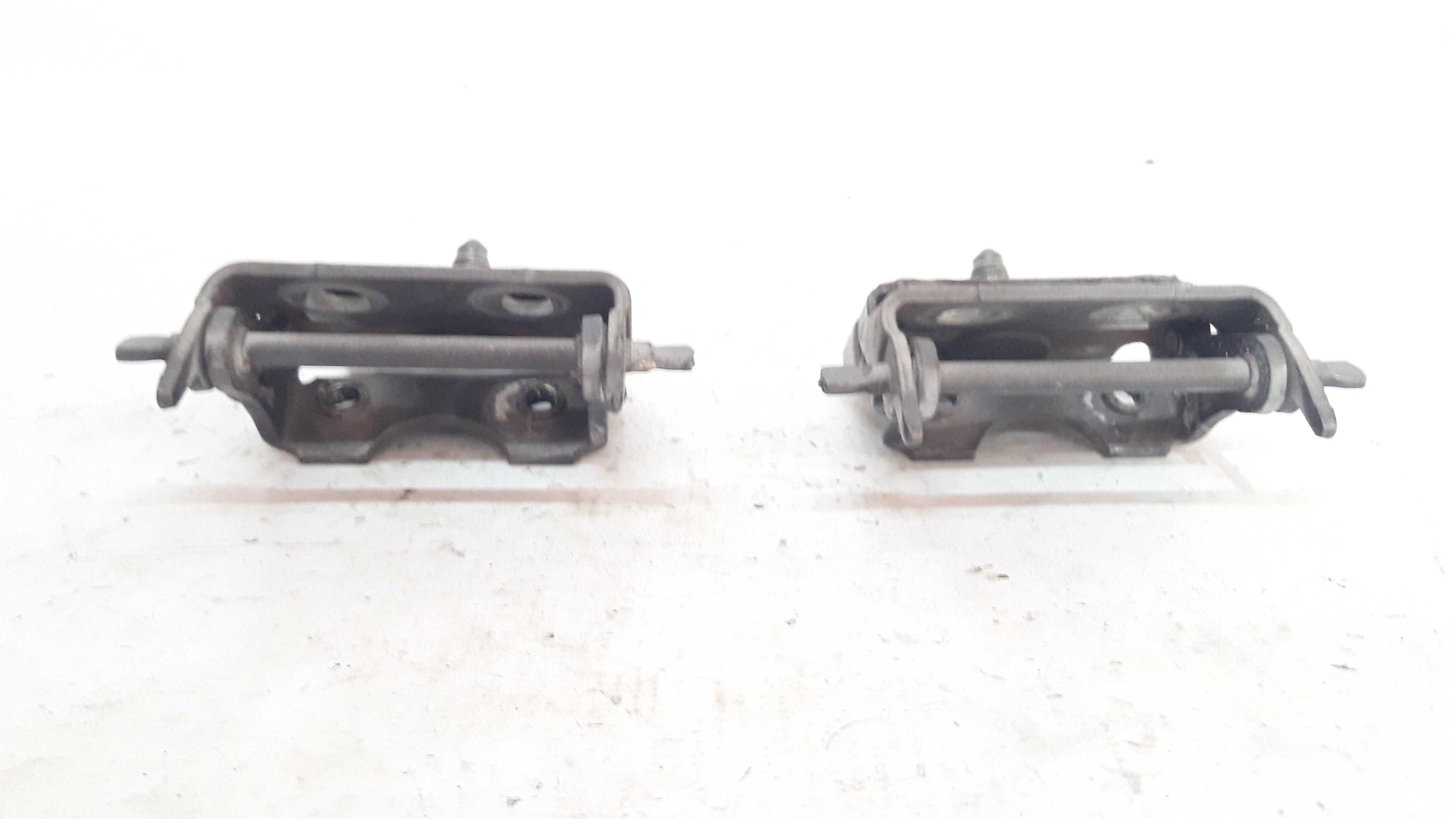Dobradiça Tampa Traseira Fiesta Hatch 4 A 12 3