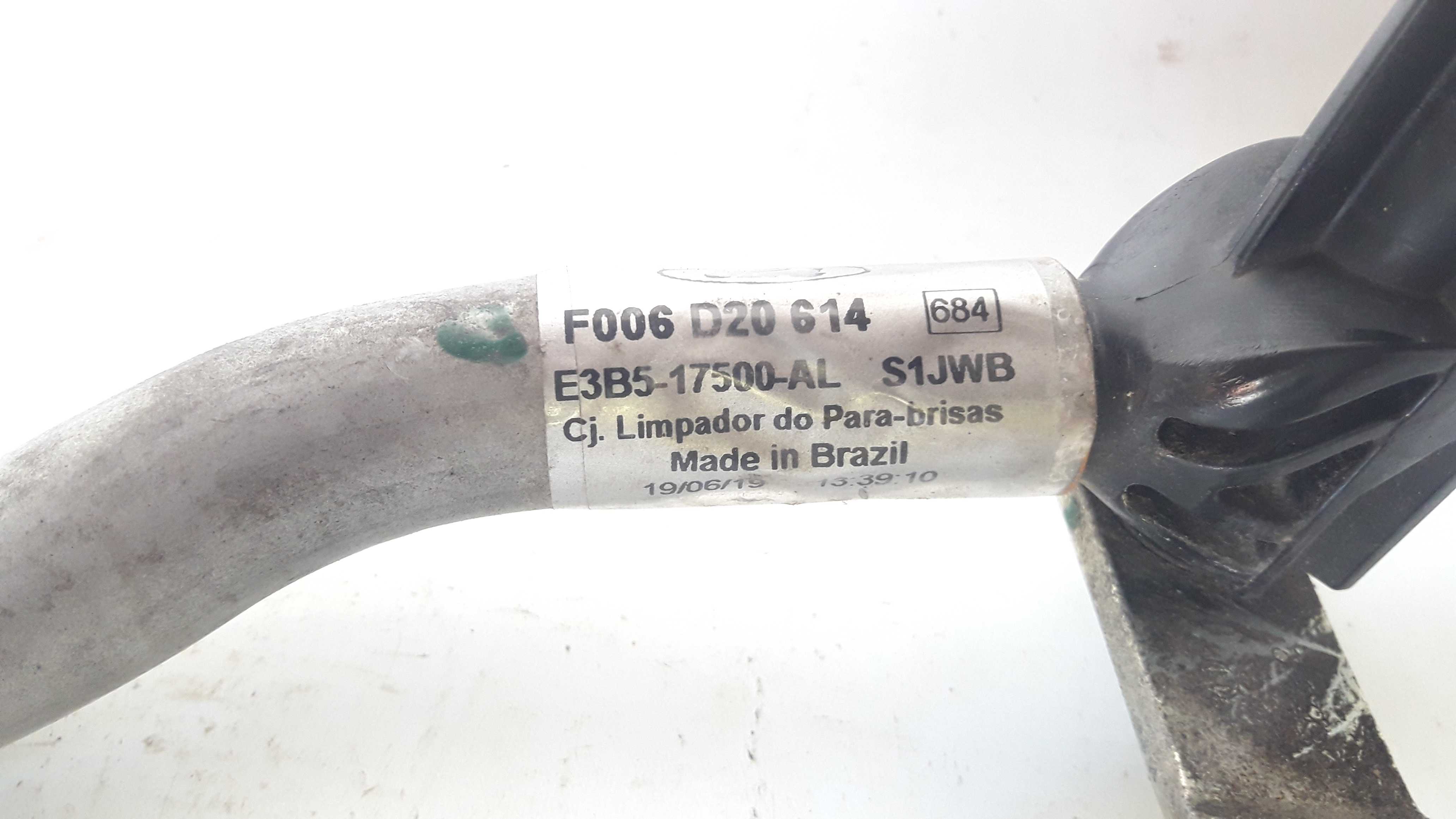 Galhada Limpador Parabrisa Ford Ka 14/20 E3b517500al Origina 5
