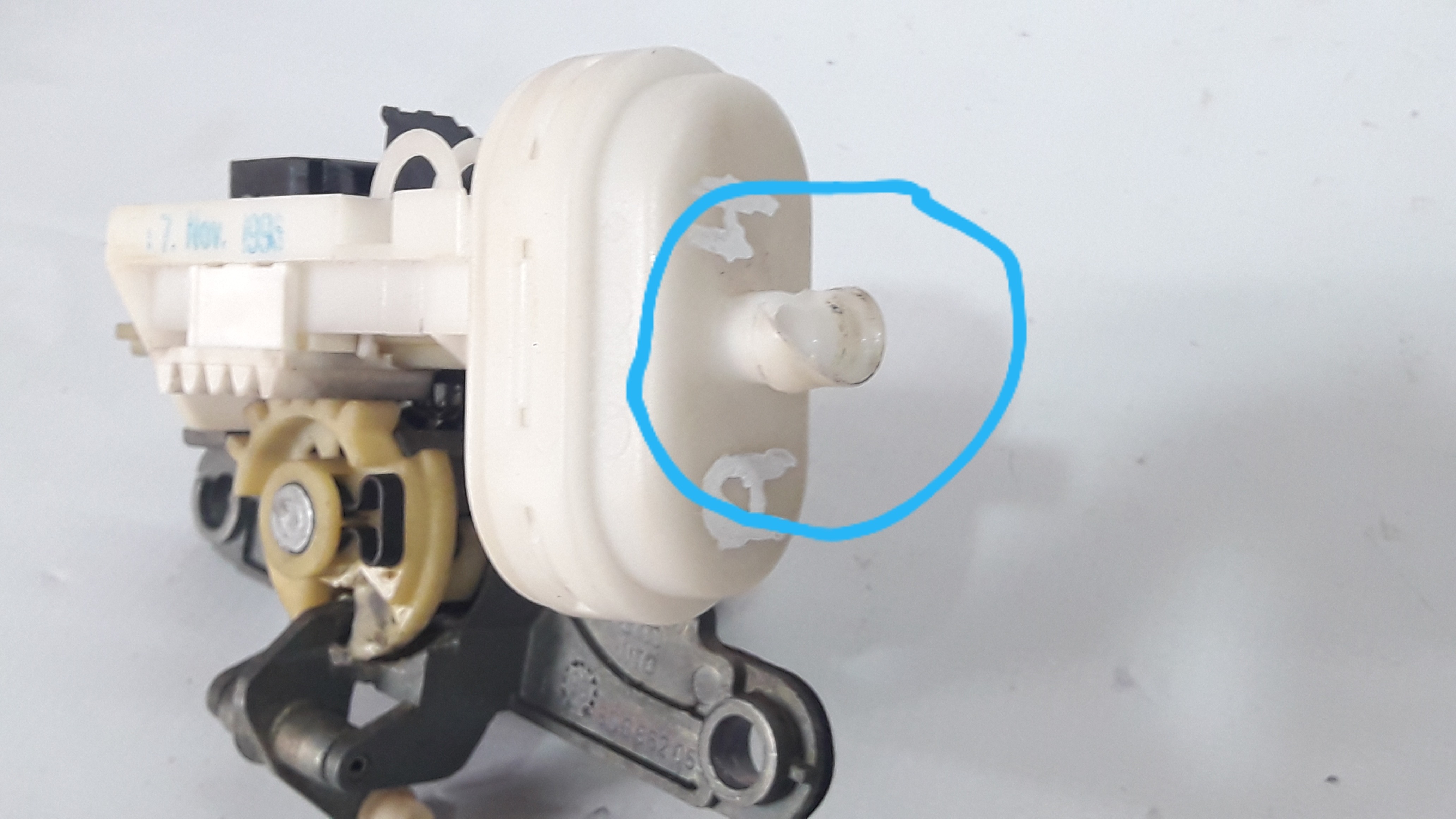 Fechadura Tampa Traseira Malas Audi A4 97 C Avaria 19966 4