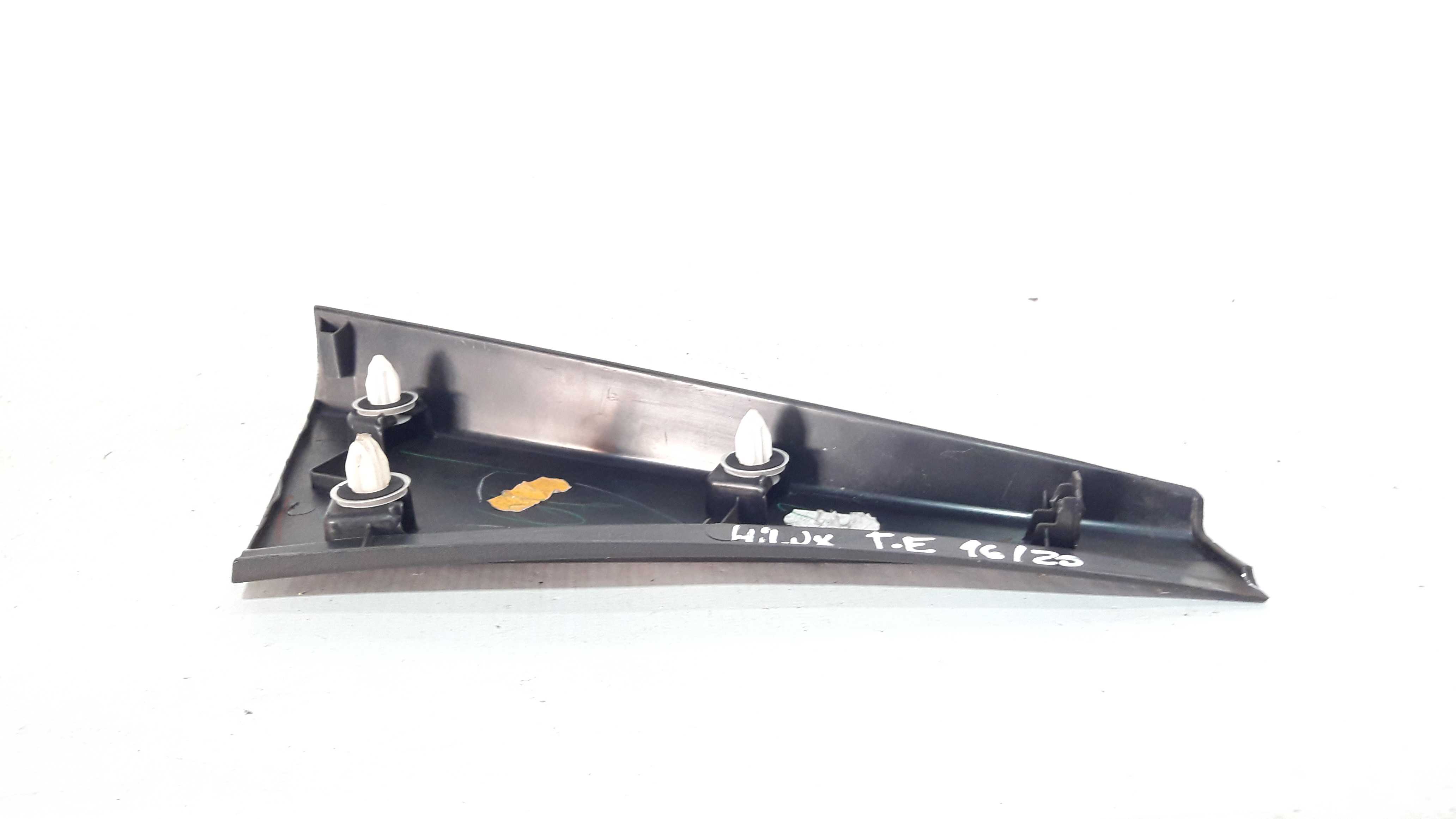 Moldura Porta Traseira Esquerda Hilux 16/20 67674kk010 25214 Preto 4