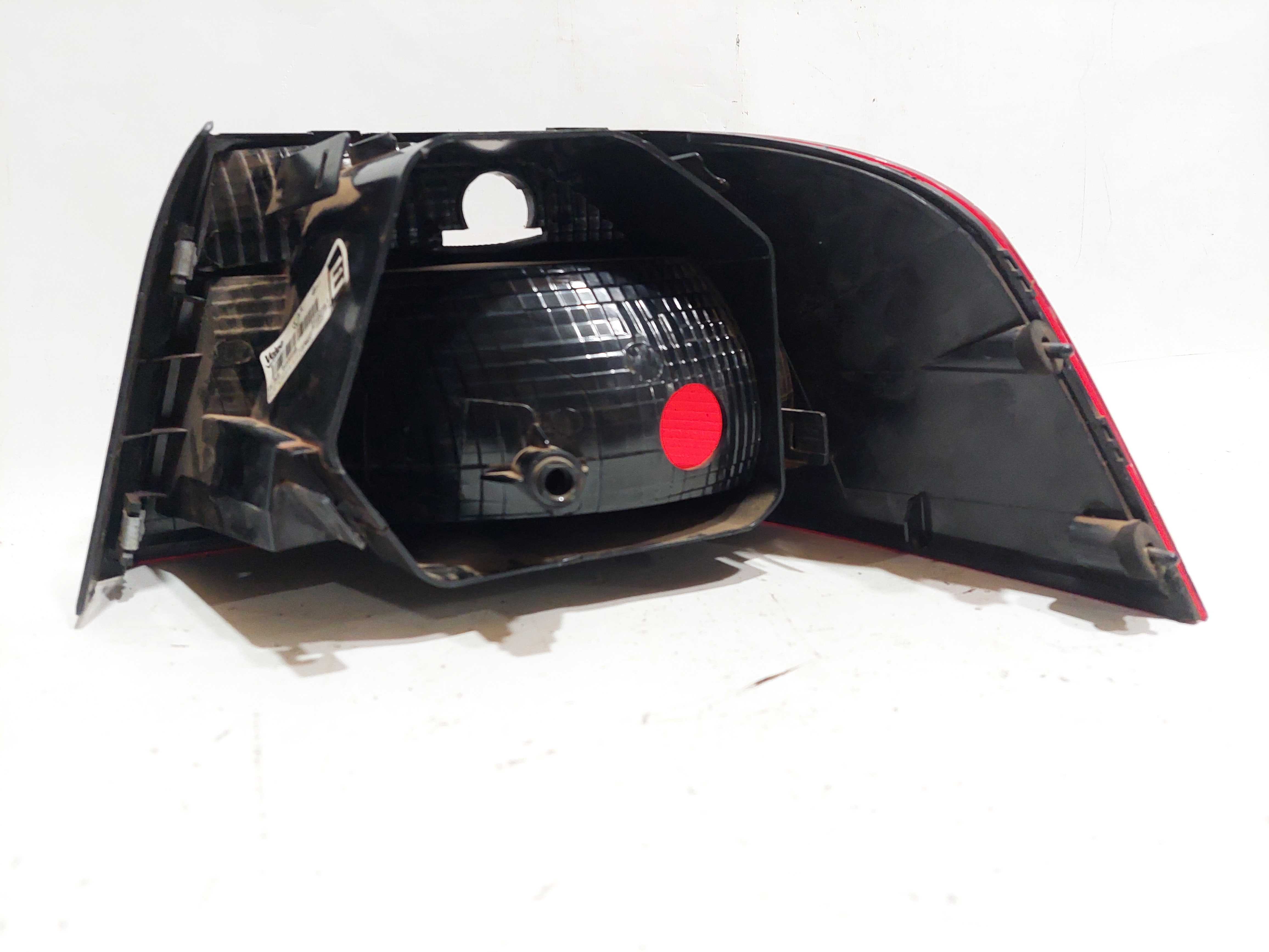 Lanterna Lado Esquerdo Volkswagen Voyage G6 vappt 3