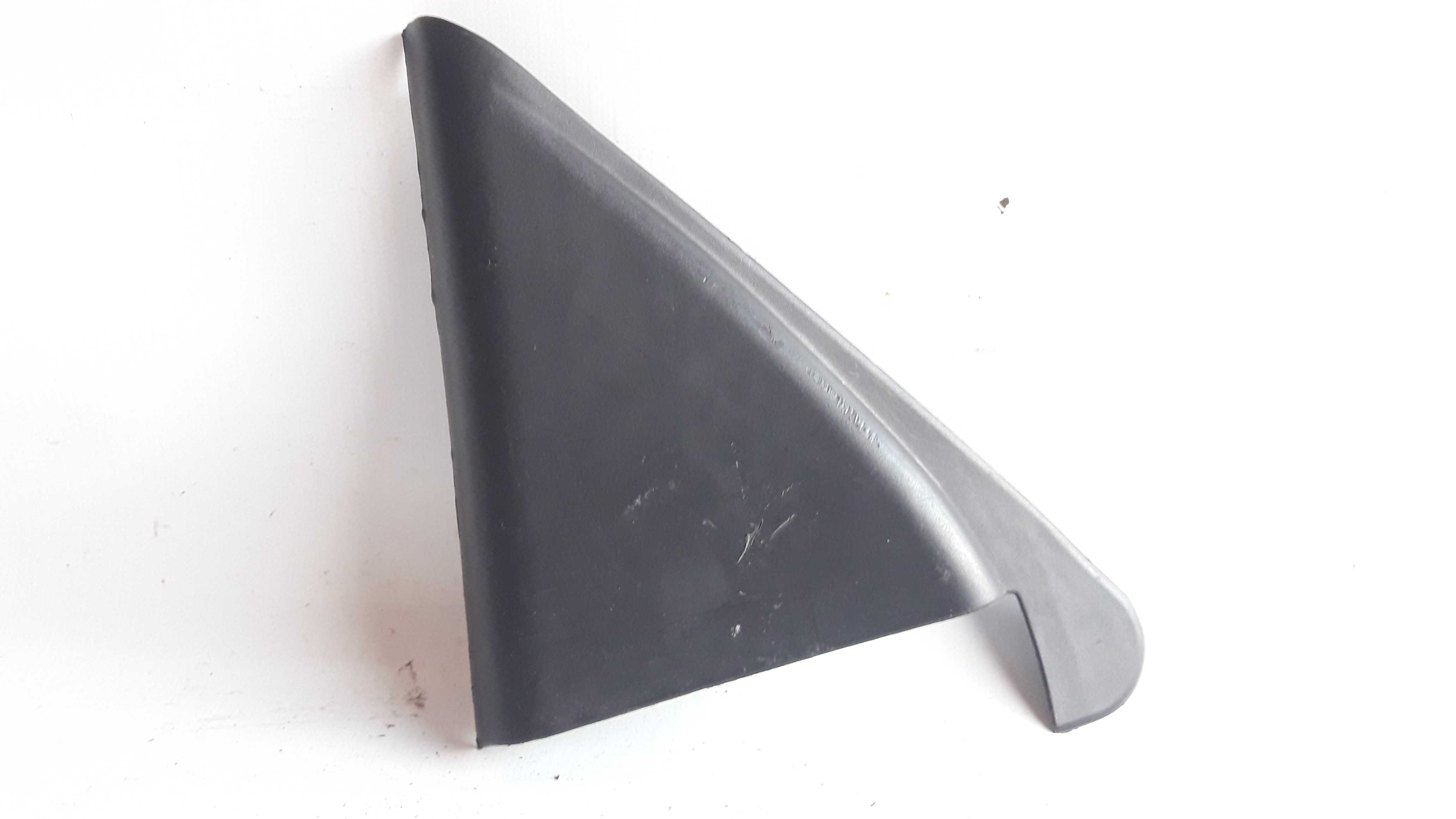 Moldura Interna Porta Traseira Direita Hb20 Original