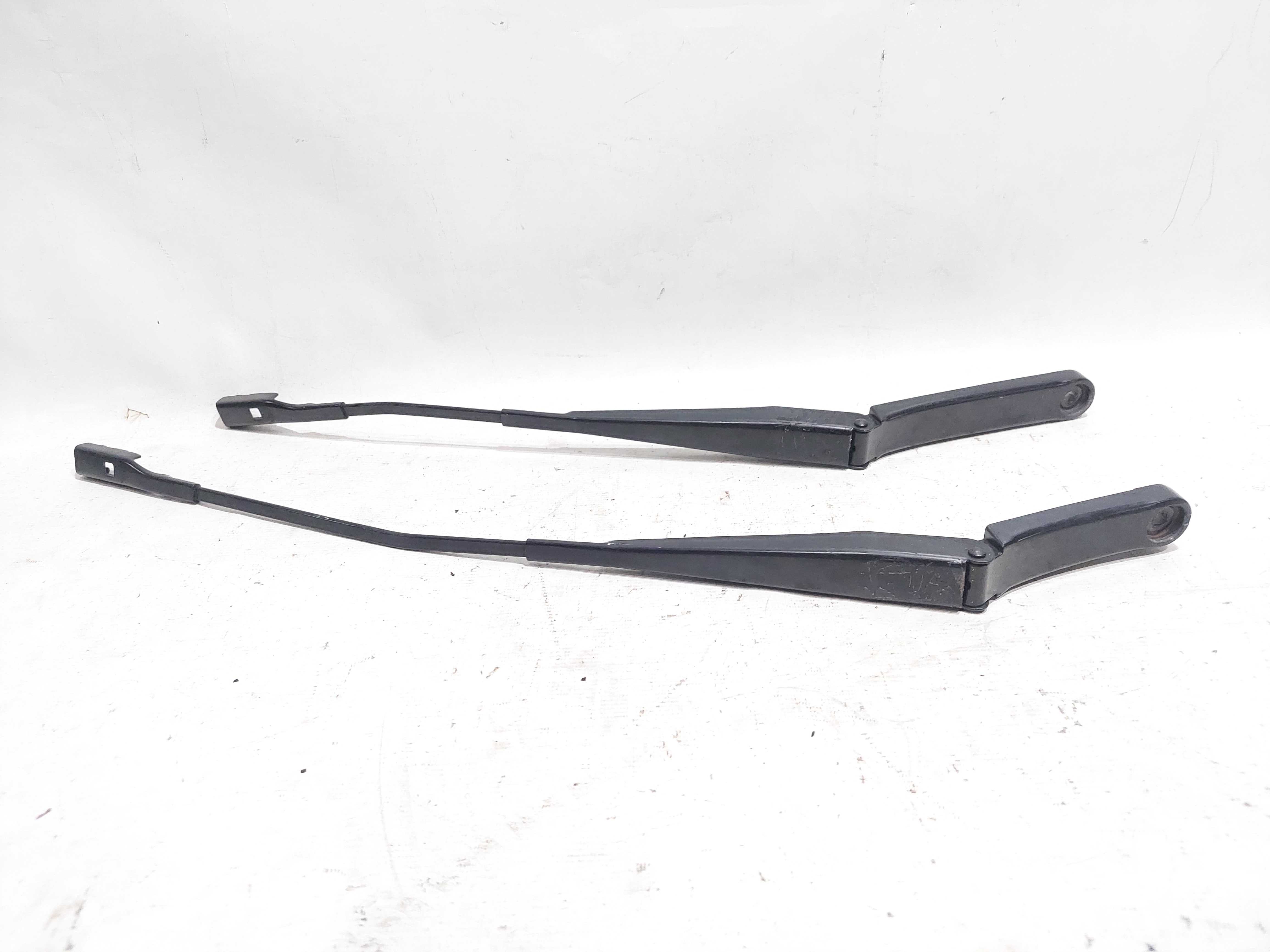 Par Braços Limpador Para-brisas Volks Jetta 2010/12 Original Direito 1