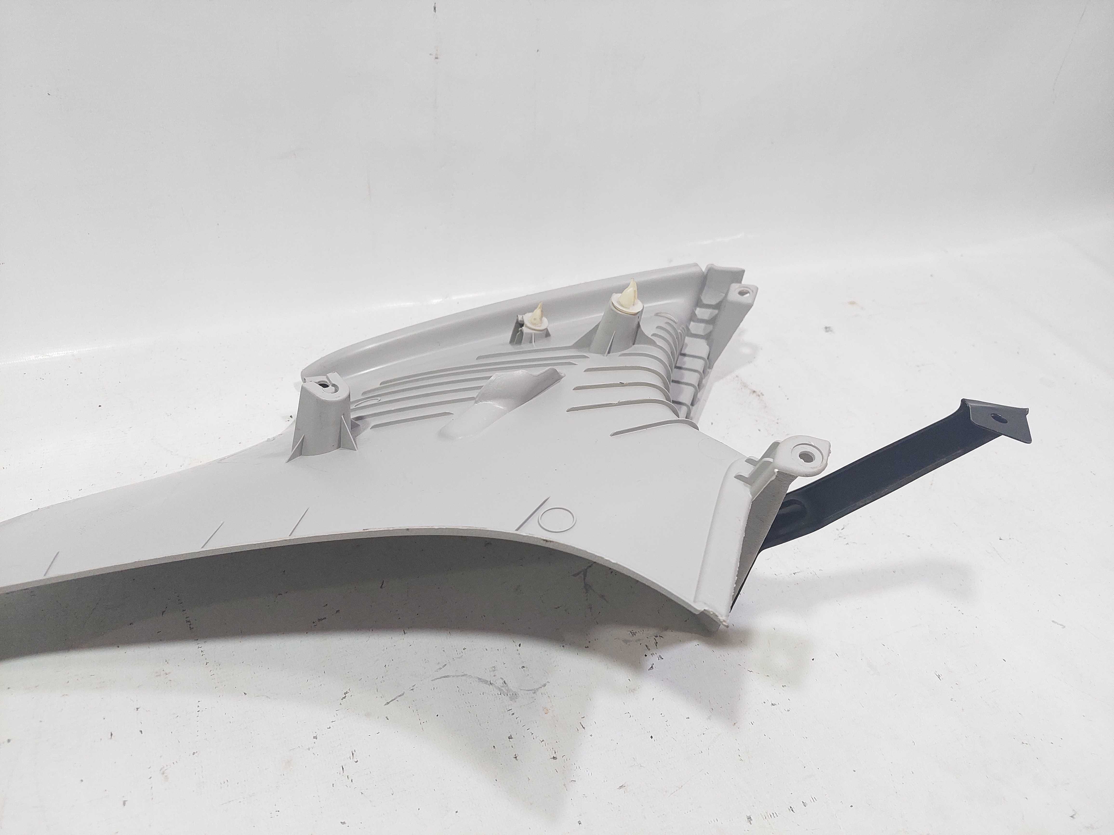 Suporte Tampão Bagagito Esquerdo Fox 2016 5z4867287 Original 5