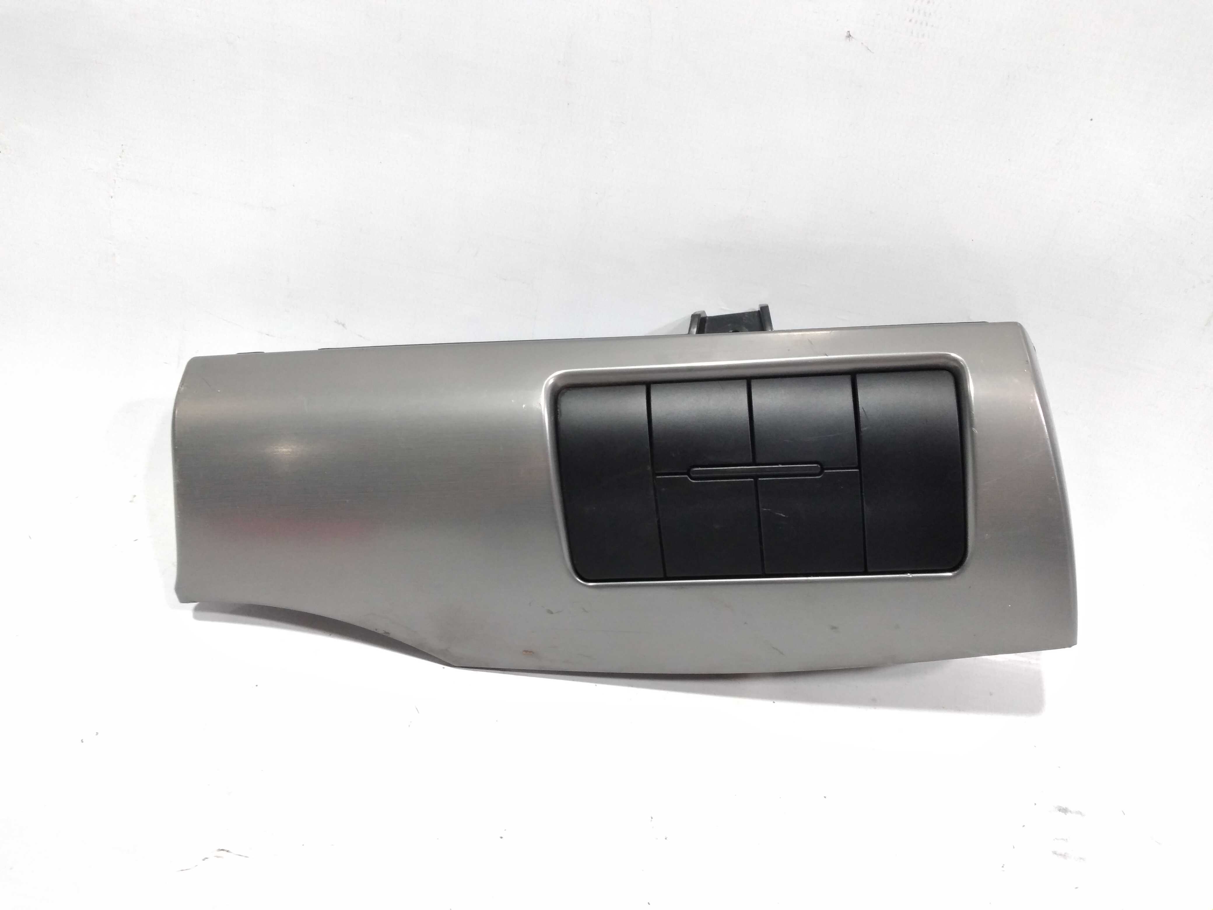 Moldura Painel Botões Kia Sorento 2010/13 Original