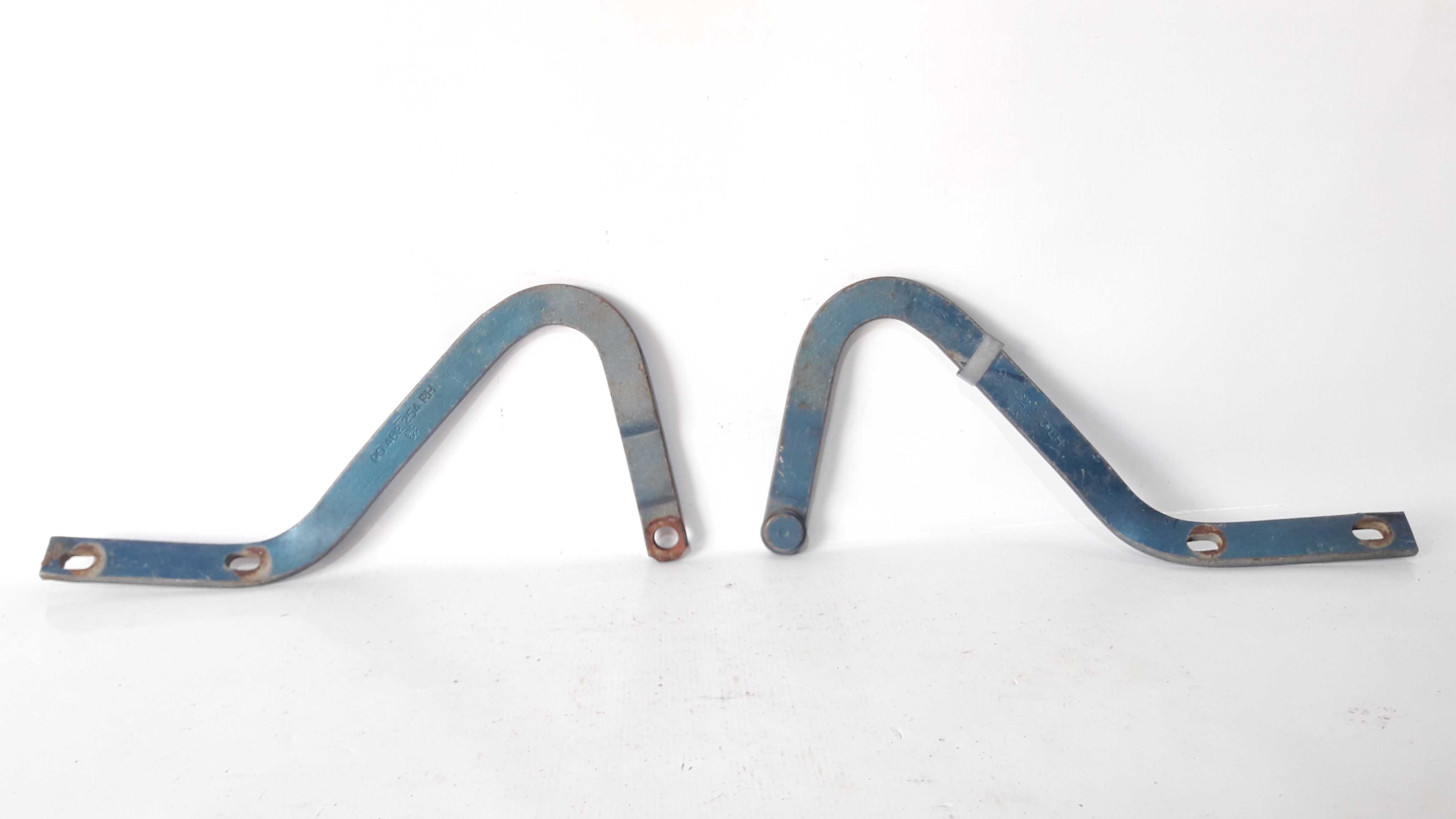 Par Braço Dobradiças Capô Corsa Cla 96/10 90462254/90482253 1