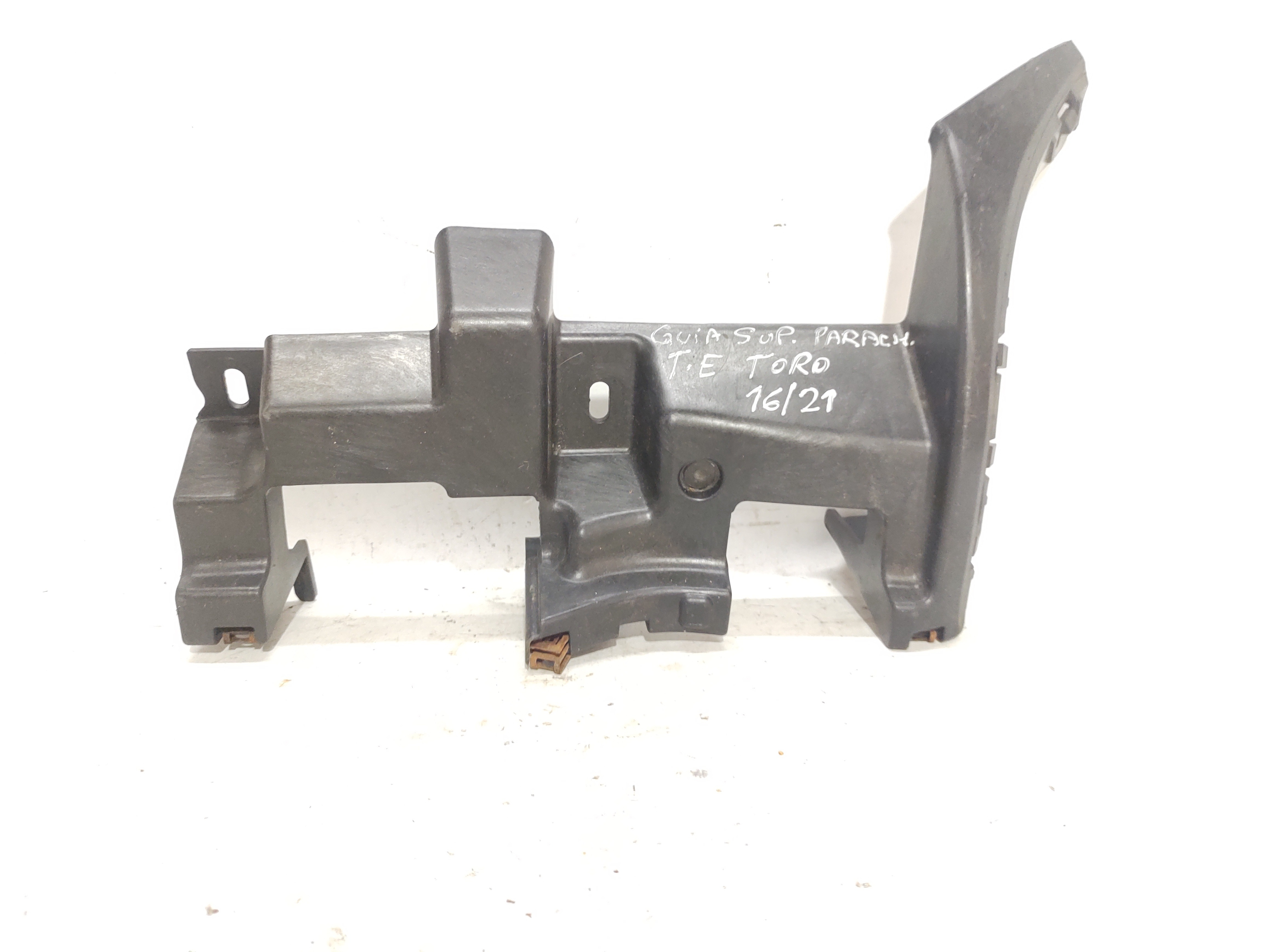 Suporte Guia Para-choque Tras Esquerdo Toro 16 A 21 51969005