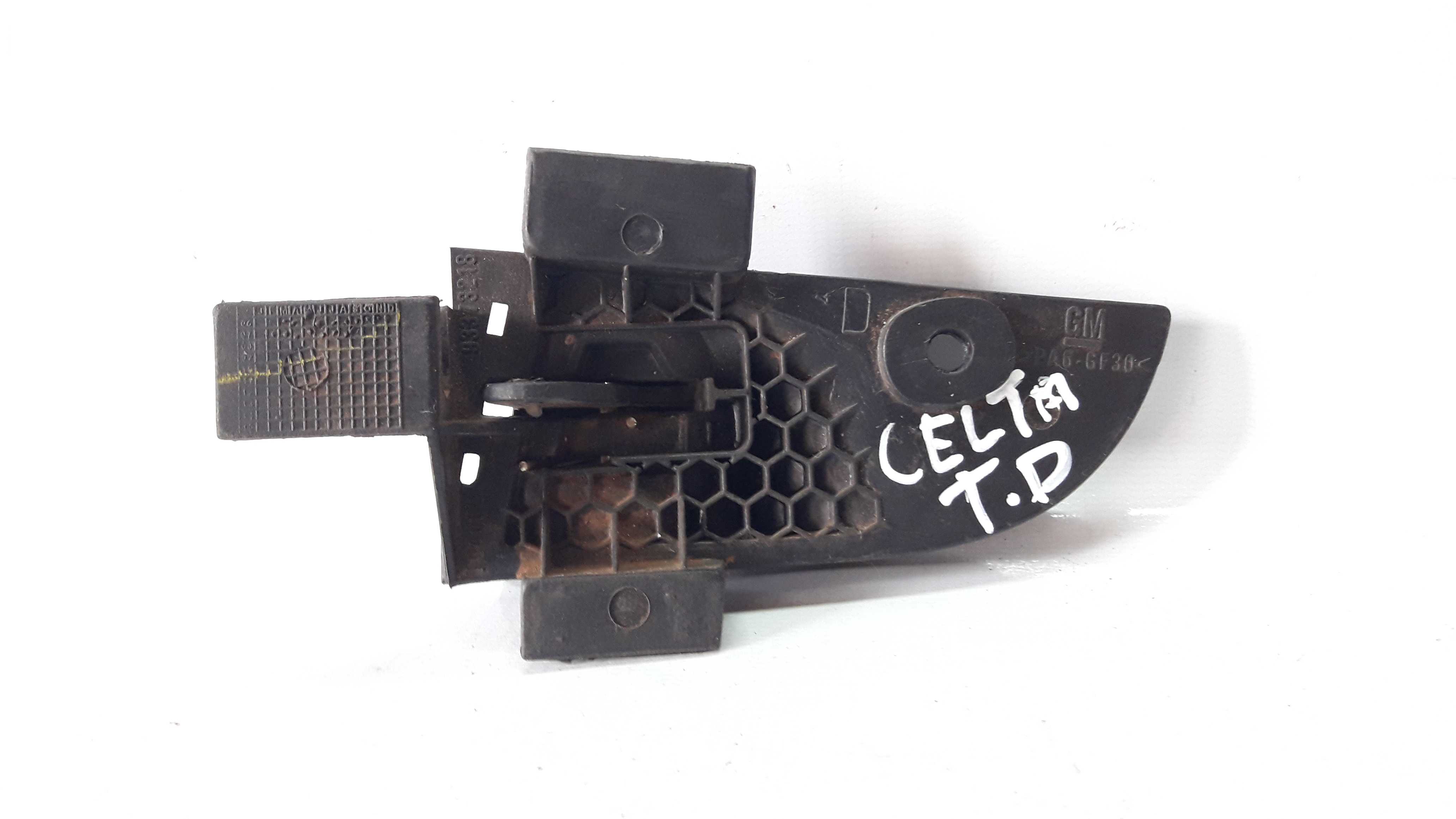 Maçaneta Interna Traseira Direta Celta 93373218 Original Preto Traseira 2