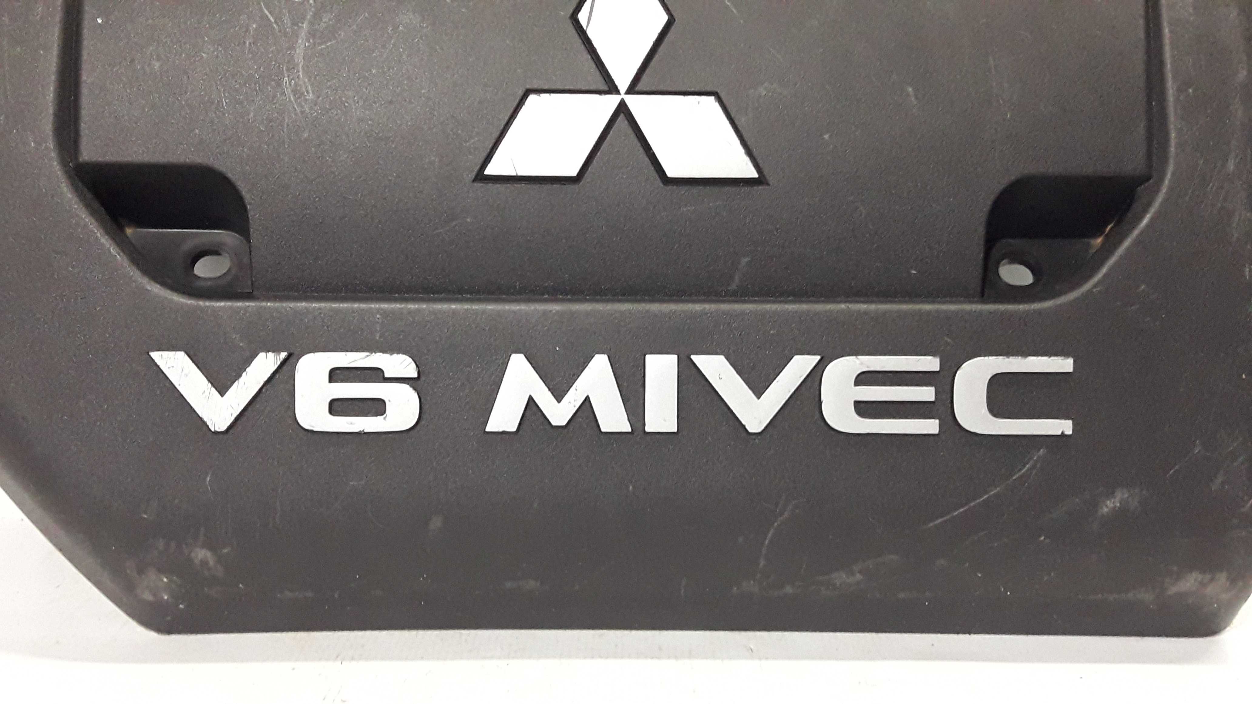 Tampa Capa Superior  Motor Outlander 3.0 V6 7/09 1003a096 3