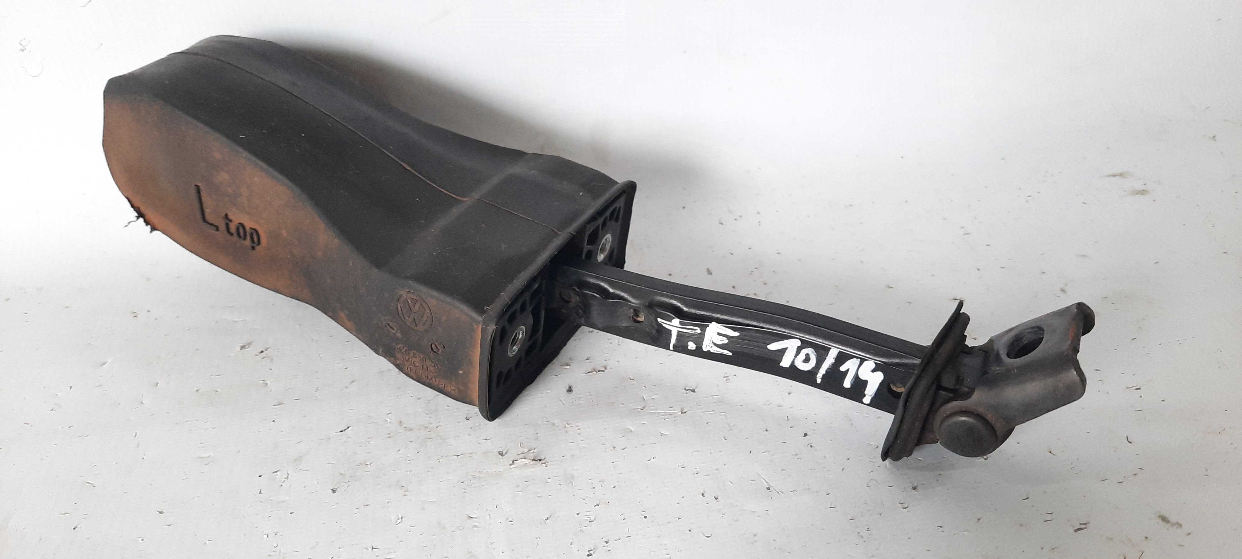 Limitador Porta Traseiro Esquerda Jetta 10 11 12 13 14 1