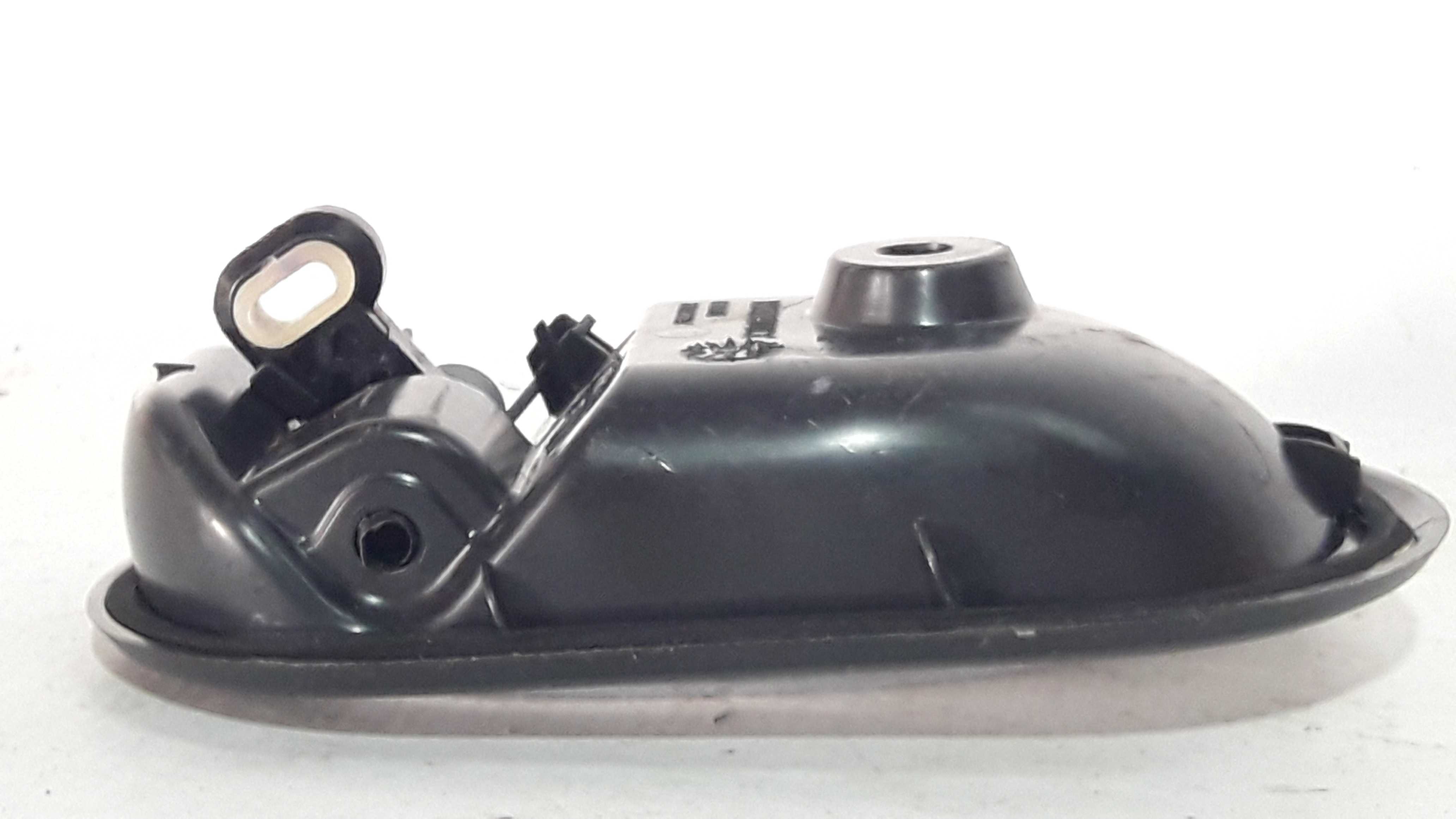 Maçaneta Interna Dianteira/tras  Direita Duster 8200733847 – Cromada – Dianteira/traseira 3