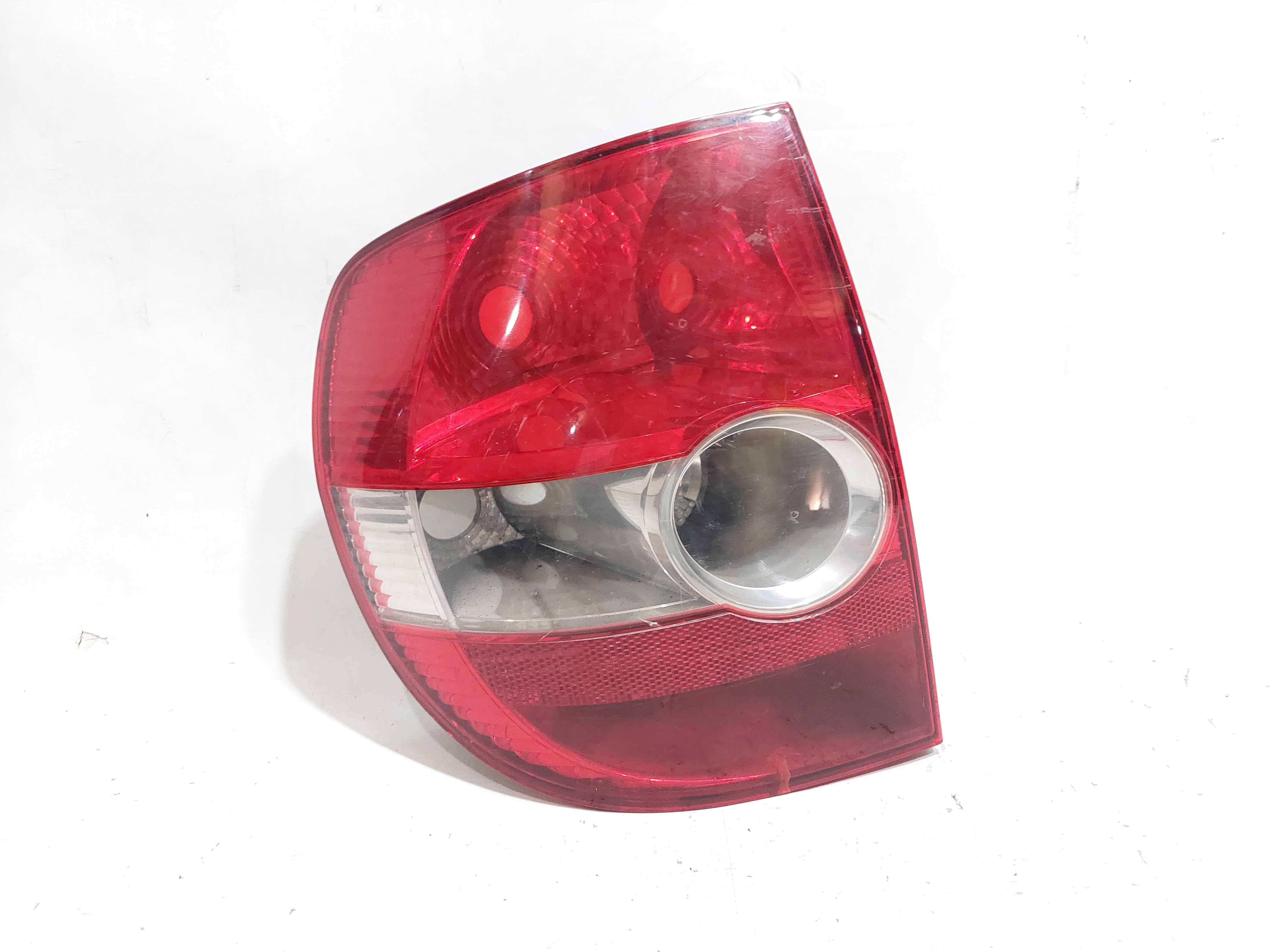 Lanterna Lado Esquerdo Volkswagen Fox 2003 até 2010