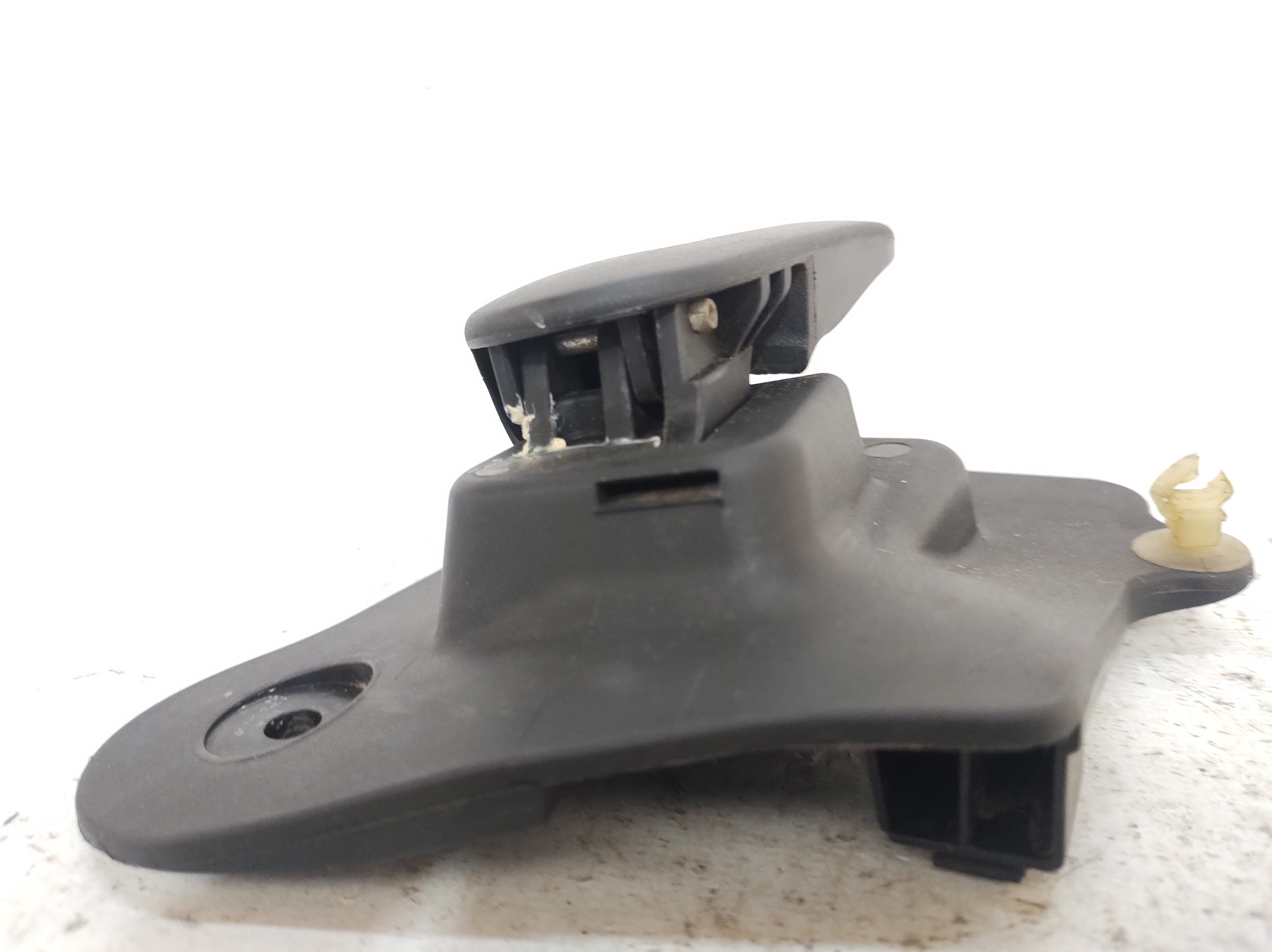 Macaneta Interna Traseira Esquerda Meriva 02 A 12 93383330 – Preto – Traseira 5