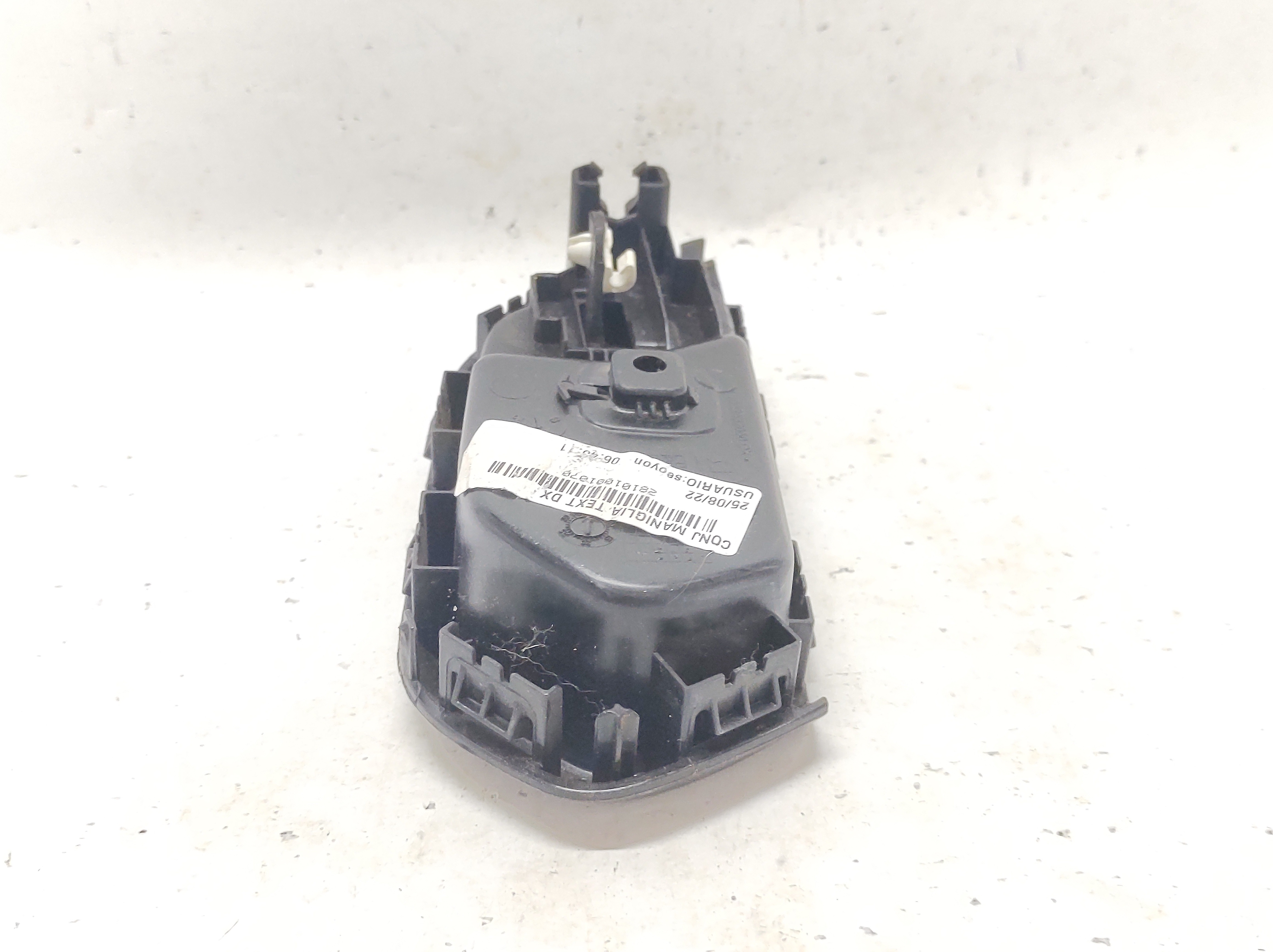 Maçaneta Interna Dianteira Direita Strada 20 A 24 1002532050 Preto Dianteira 5