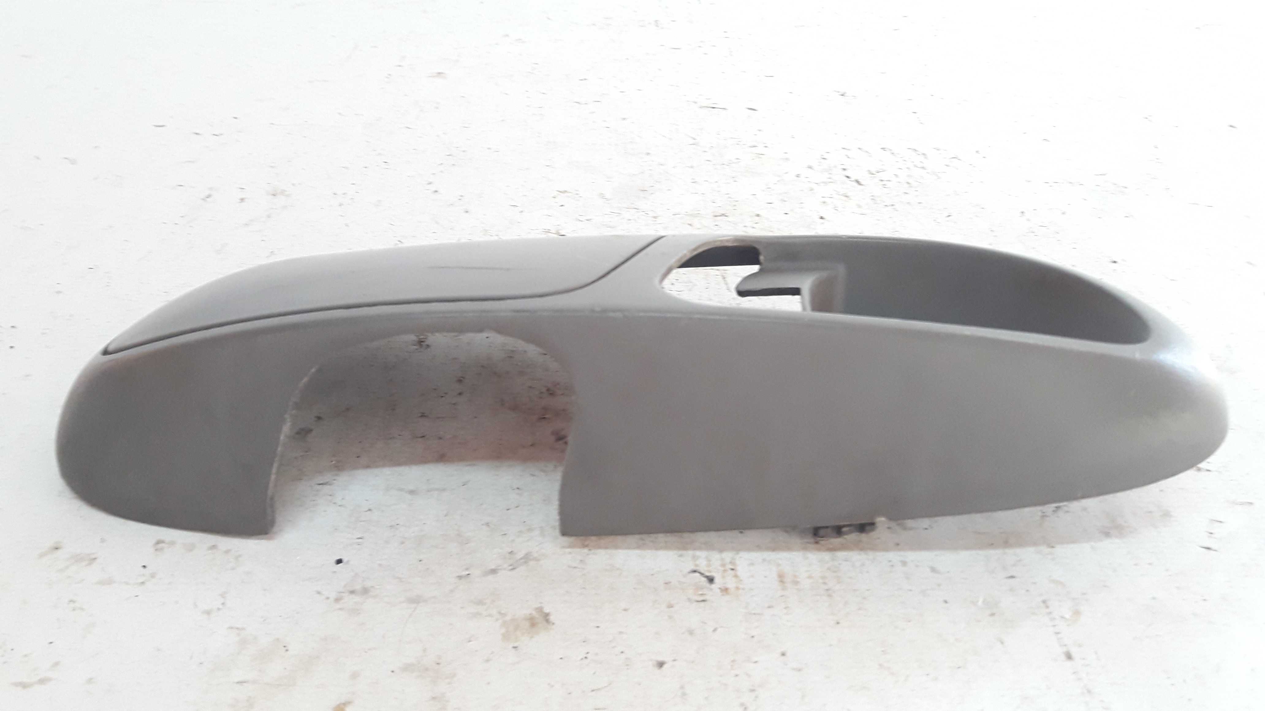 Moldura interna maçaneta traseira esquerda Gol parati G3 vpt 5