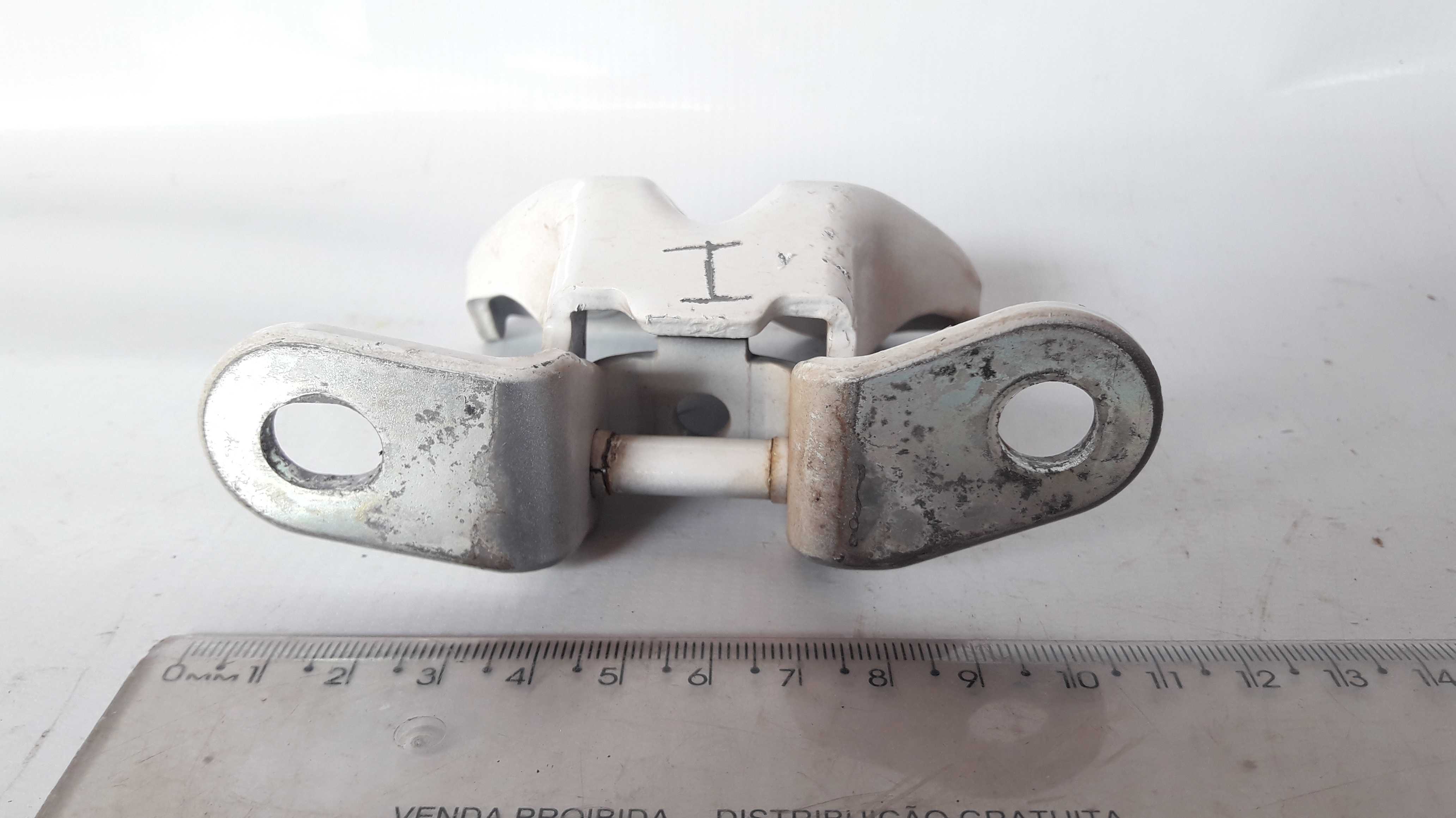 Dobradiça Dianteira Esquerda Inferior Hb20 Hatch 12/2019 2