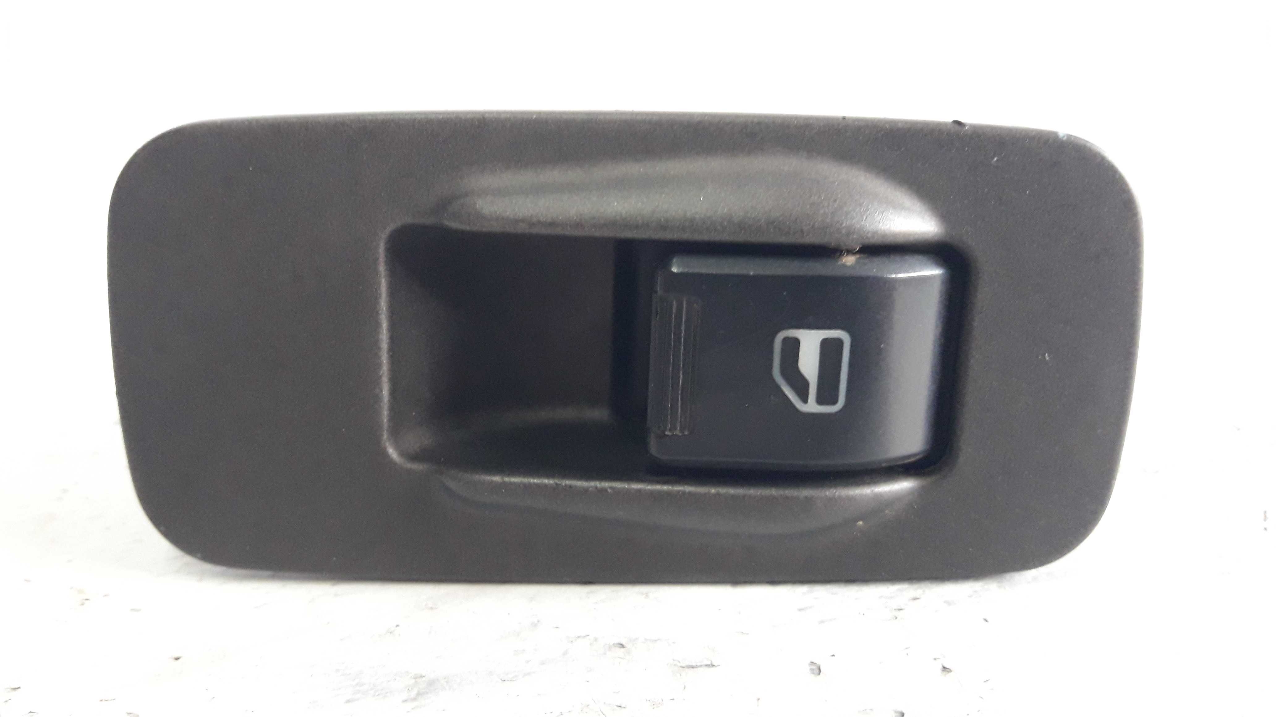 Botão Comando Vidro Traseira Esquerdo Tiggo 09 T113746051