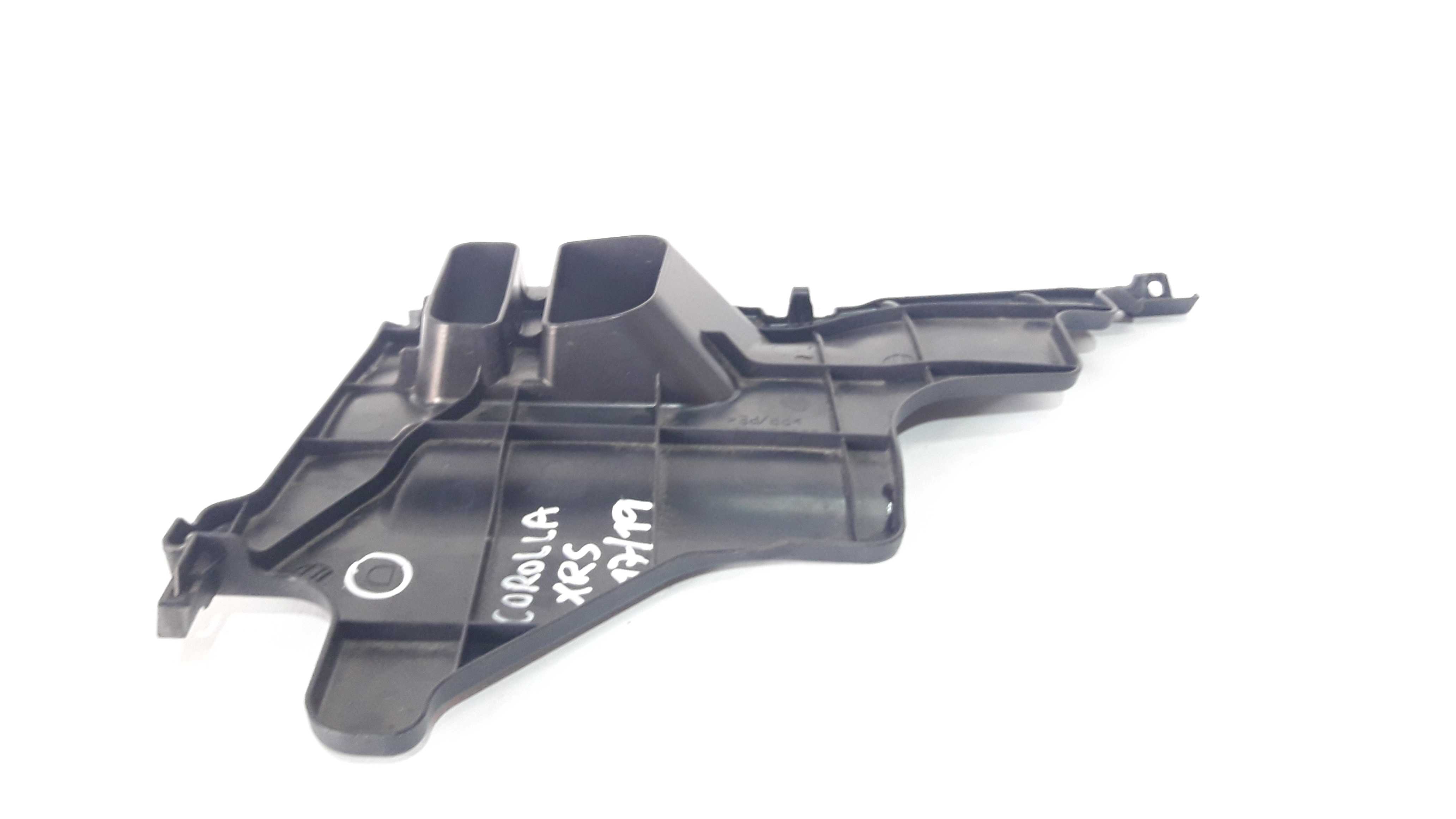 Moldura Inferior Console Direito Corolla Xr 17/19 5560602240 2