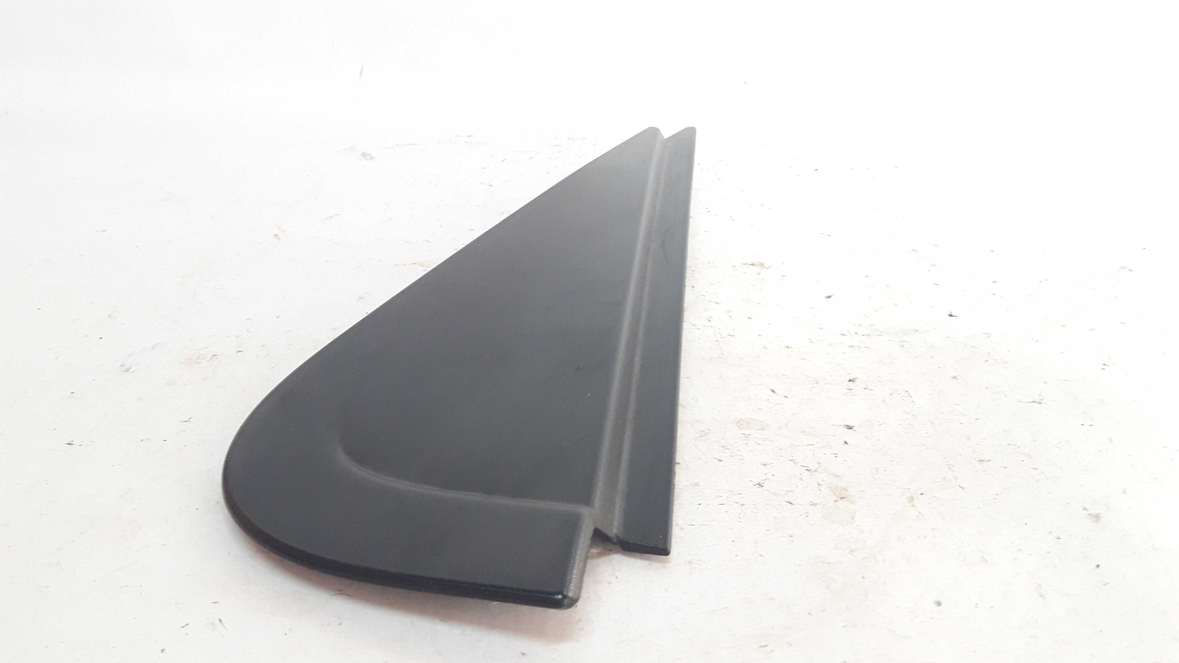 Moldura Porta Traseira Direita Duster 12 A 20 822347891r 7