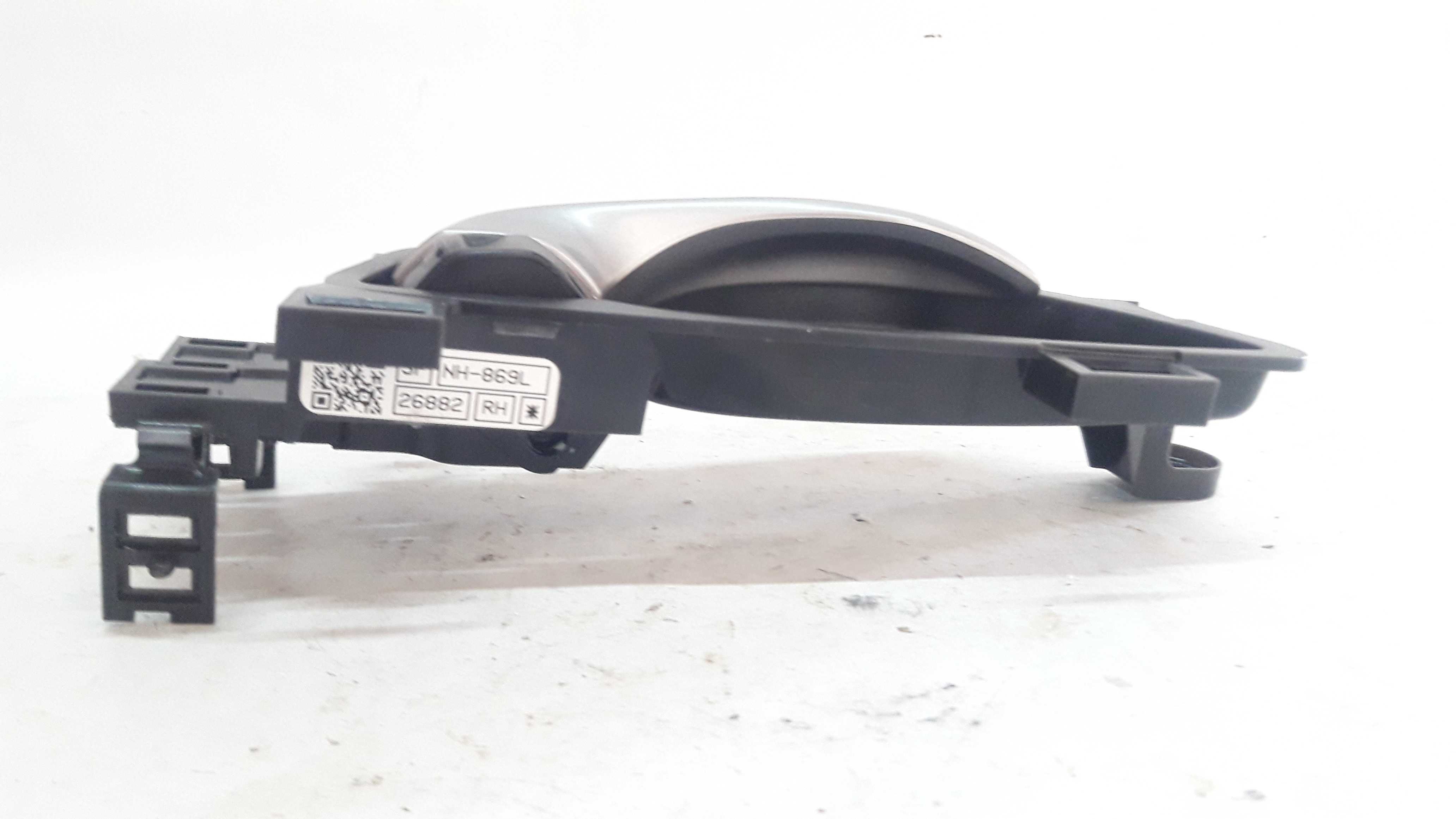 Maçaneta Interna Traseira Direita Civic 17 A 22  Cinza Traseira 5