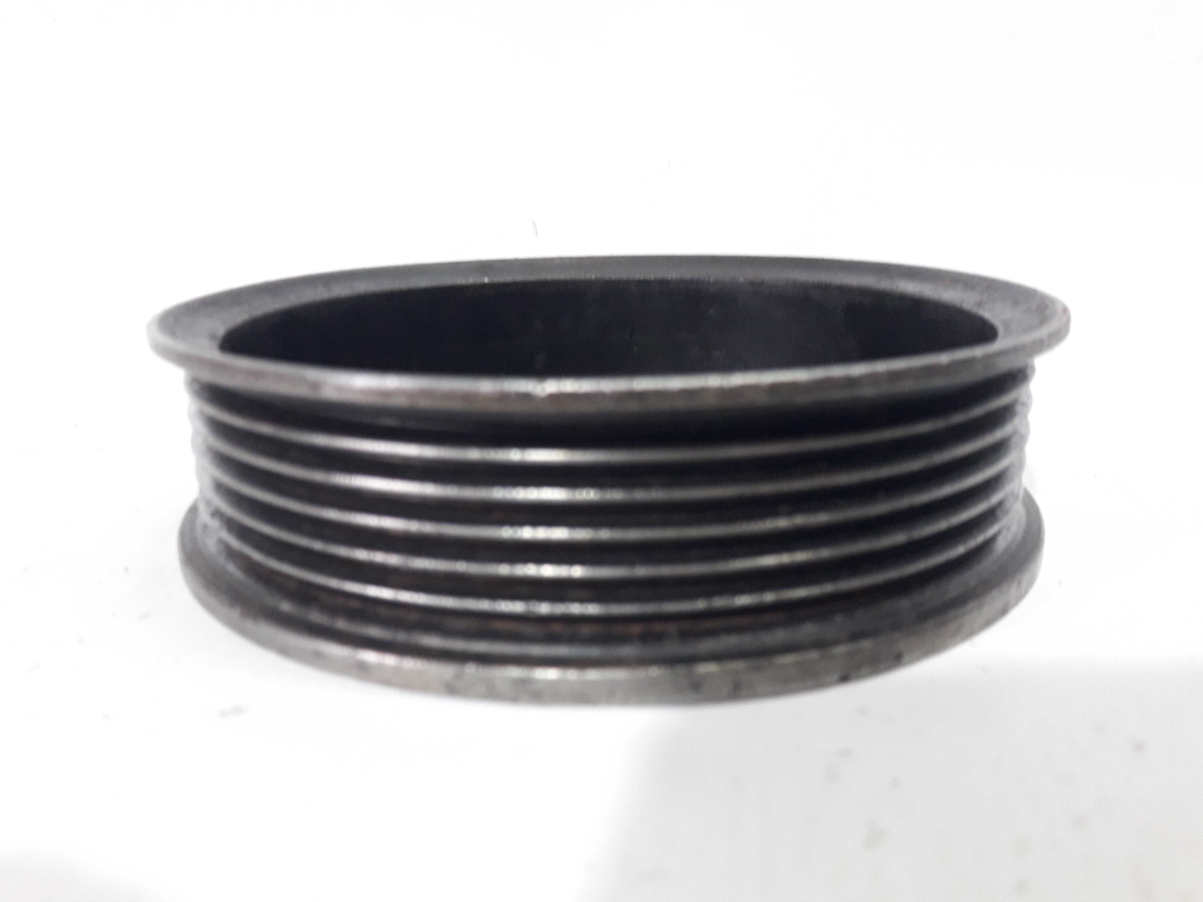 Polia Bomba Água Ford Fiesta 1.0 8v 7/13 1s508509aa 5