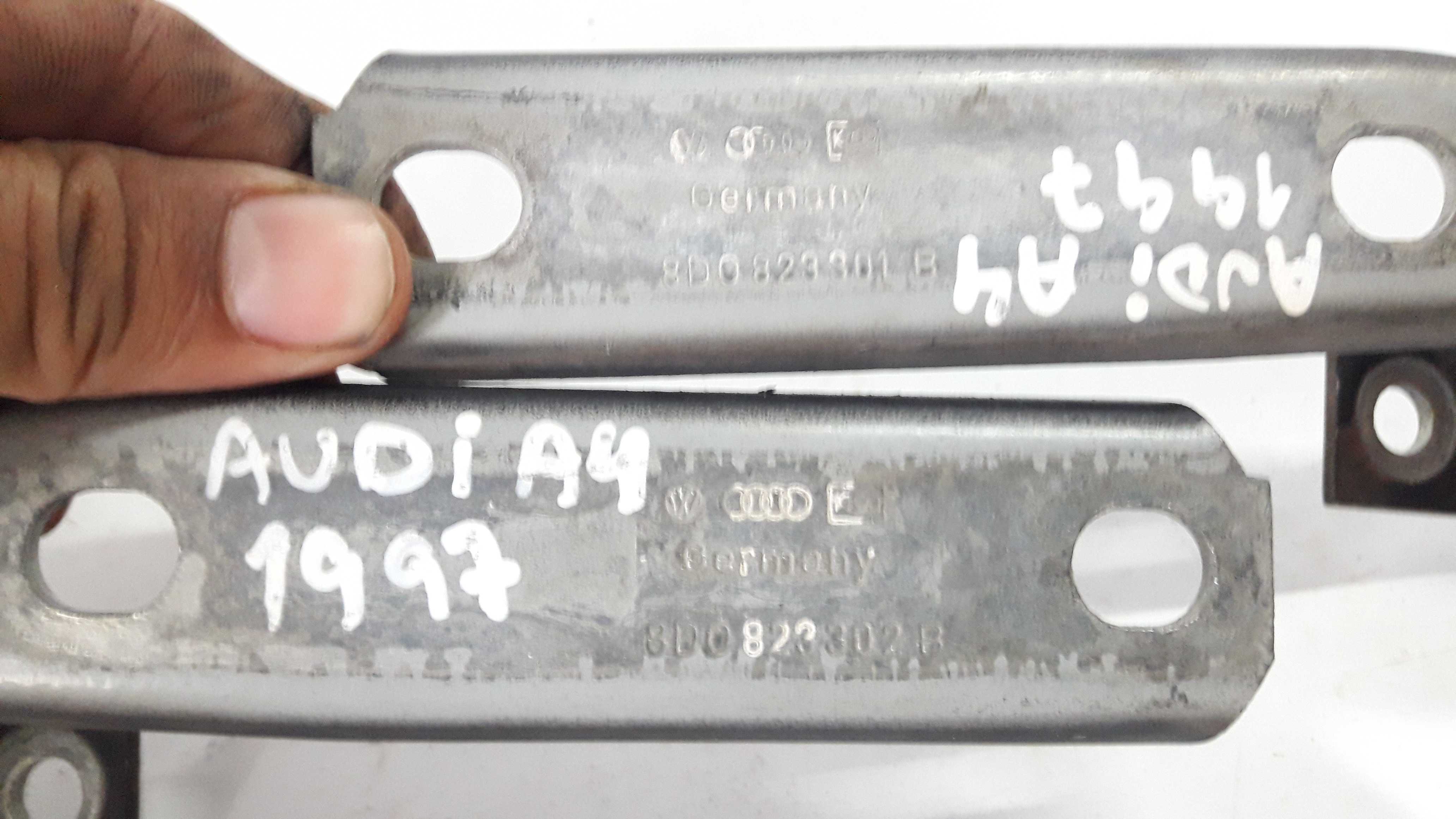 Par Braço Dobradiças Capô Audi A4 8d0823301 97/00 5