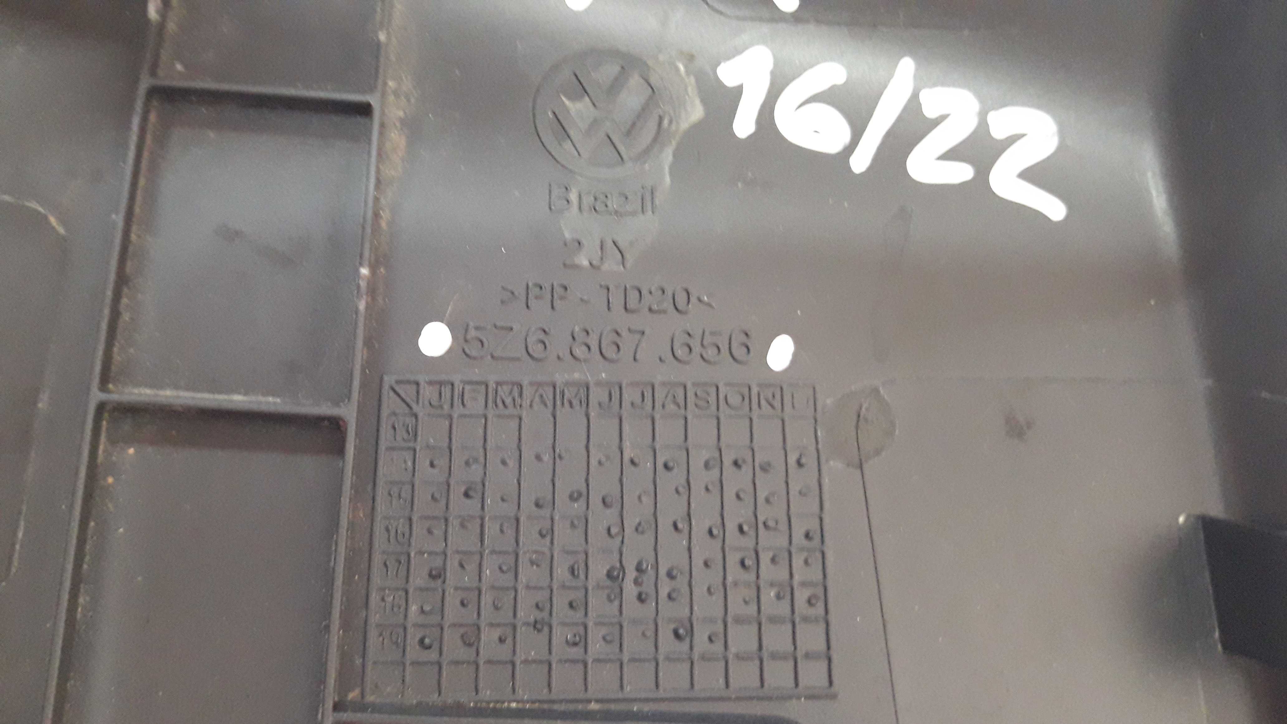 Moldura Tampa Traseira Direita Fox 16 A 22 5z6867656 Preto 8