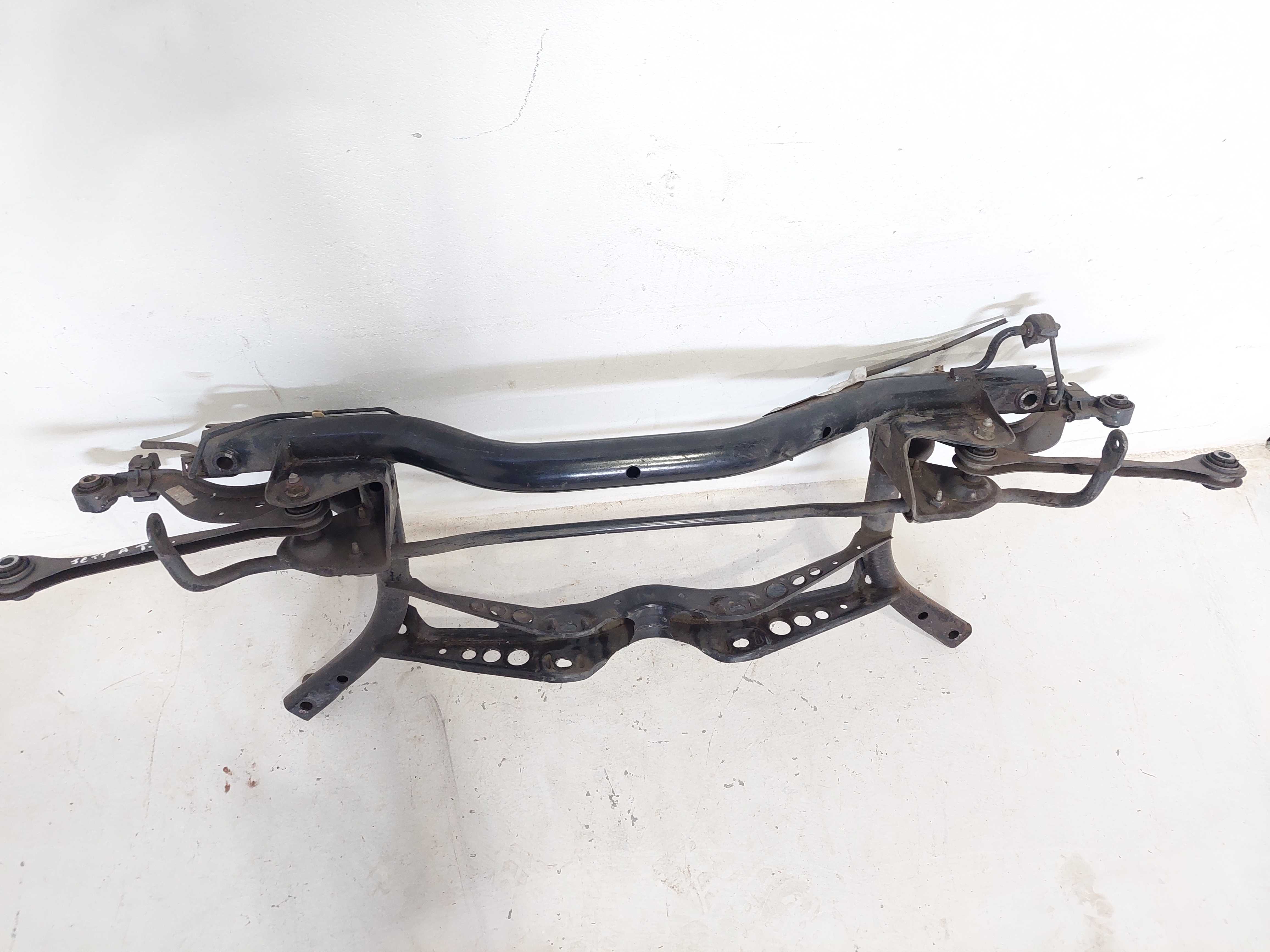 Quadro Da Suspensão Traseira Volkswagen Jetta 2012 5