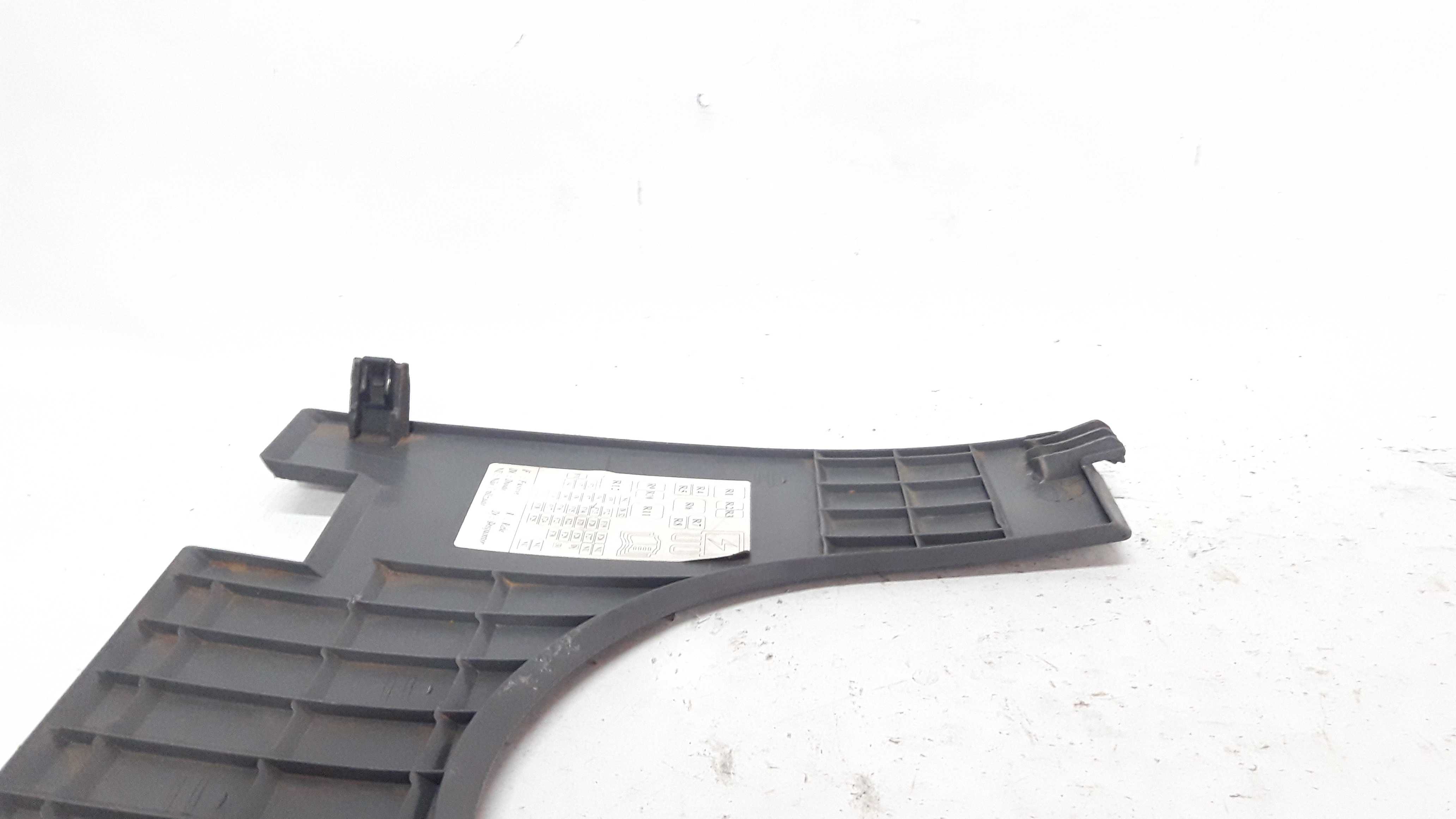 Moldura Inferior Painel Fiesta 8 A 13 7s65a043k93b 7