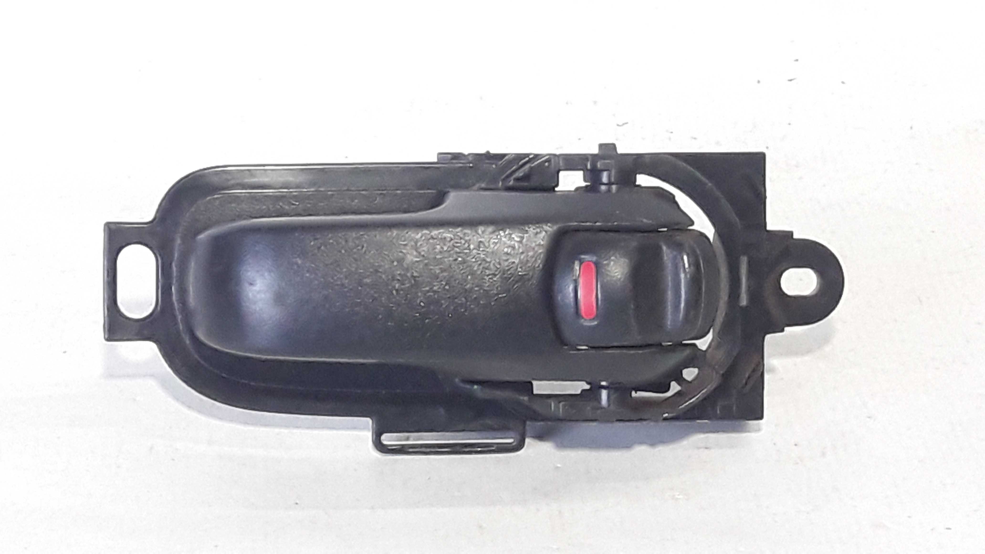 Maçaneta Int Traseira Direita Livina 25720  – Preto – Traseira 1