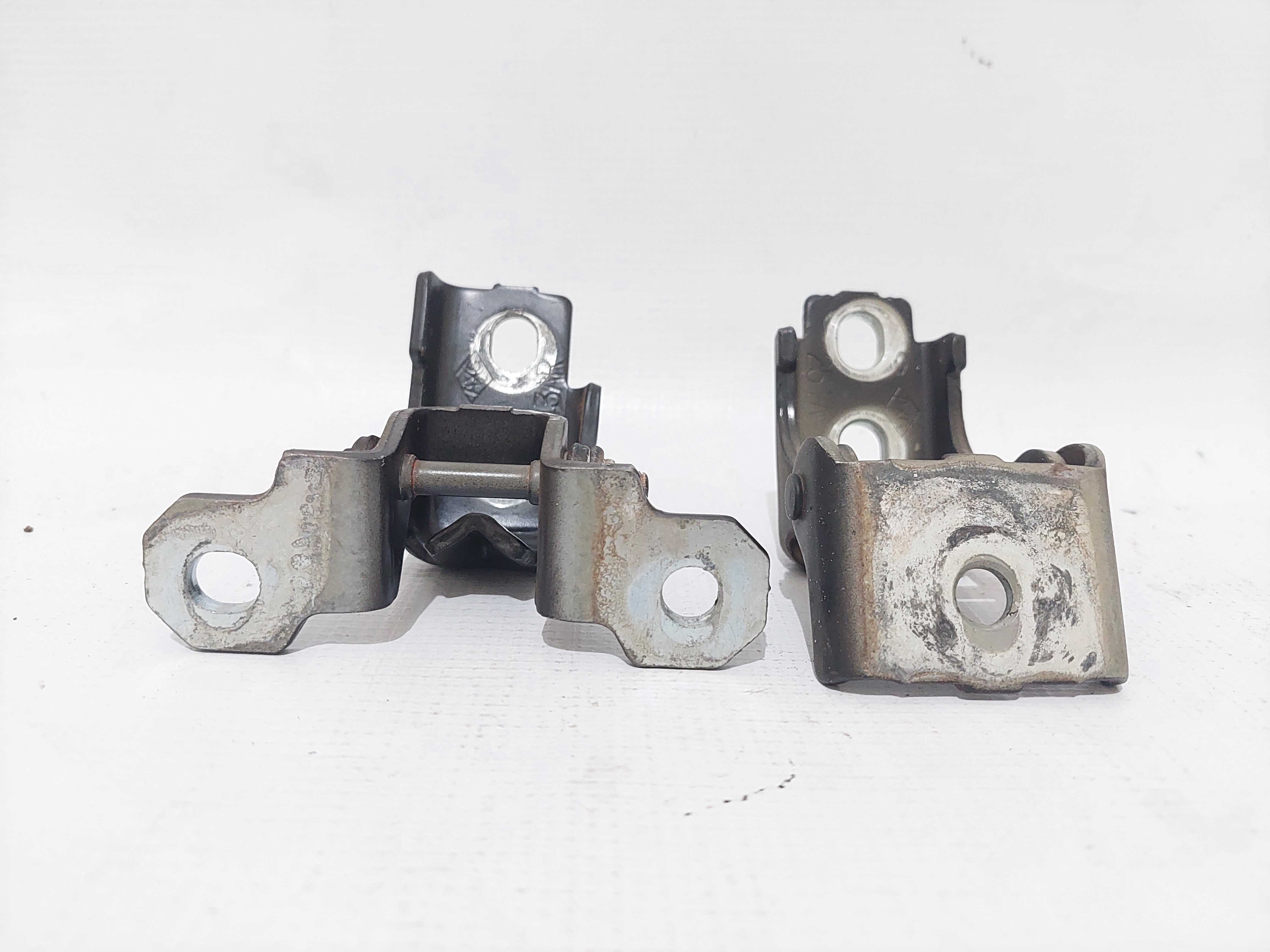 Par Dobradiça Porta Dianteira Direita Fluence 11/15 Original 3