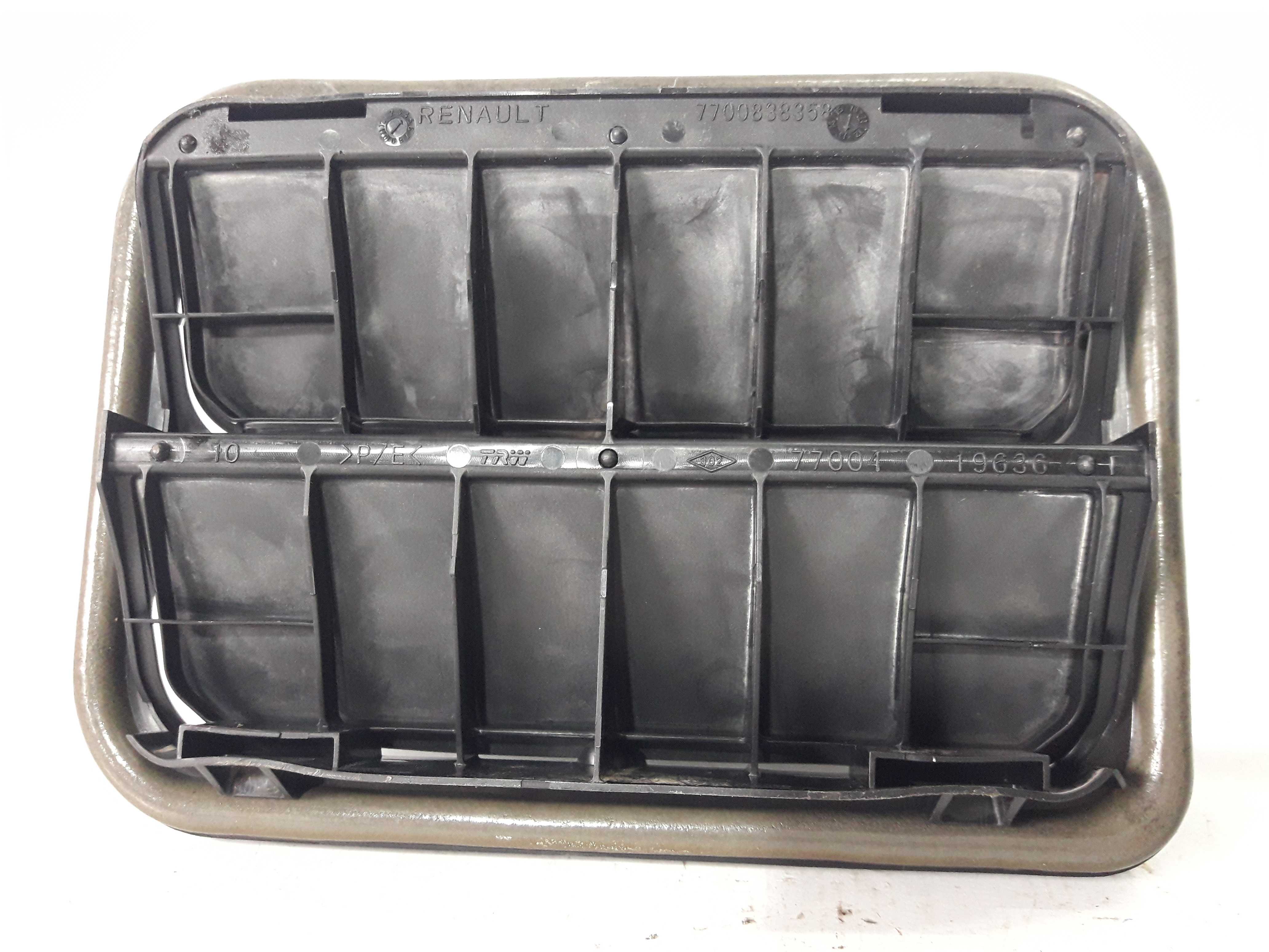 Difusor Ar Carroceria Esquerdo Duster 12/19 1