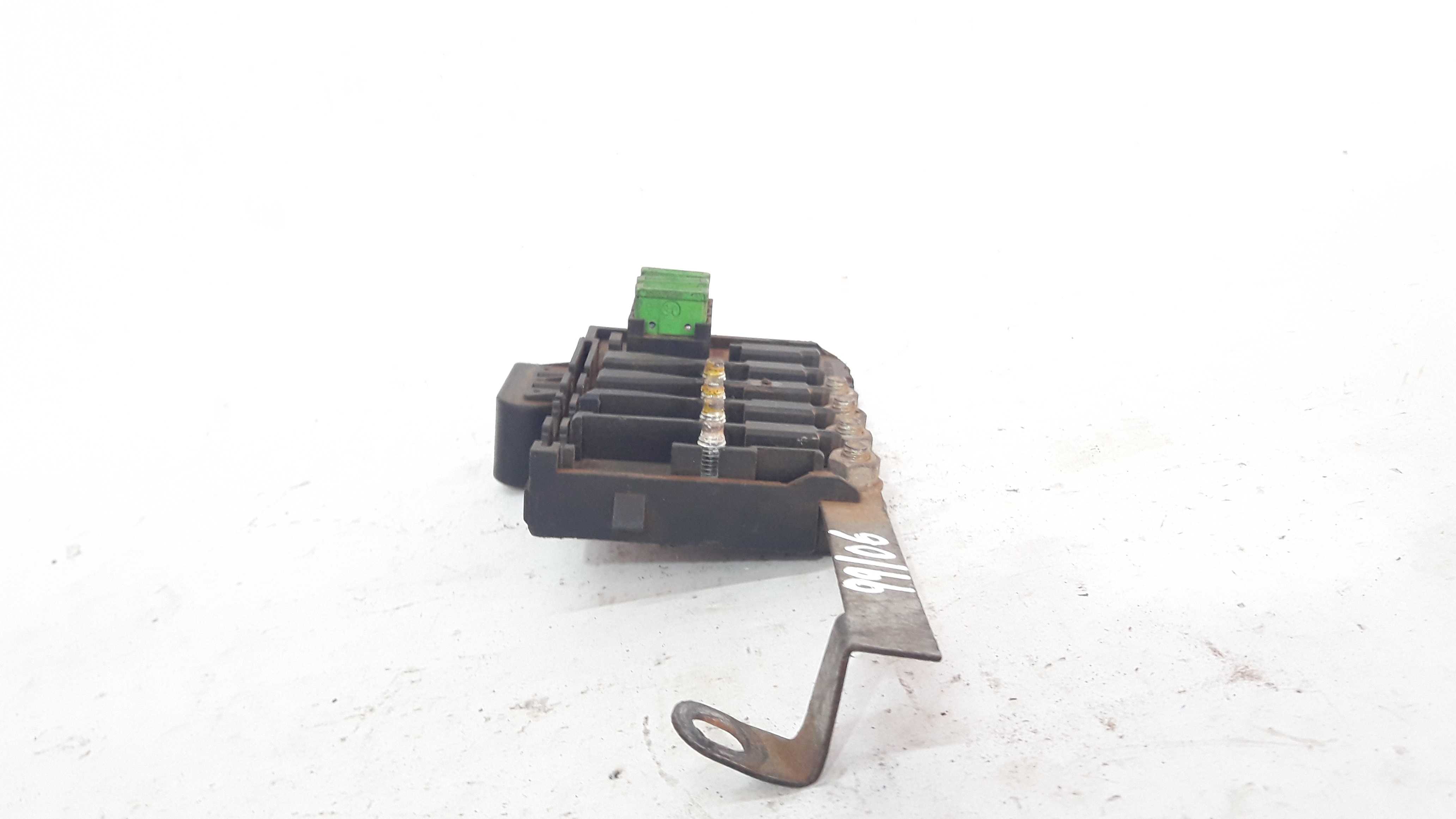 Caixa Fusiveis Vw Golf Audi A3 1.8 2.0 99 A 06 6