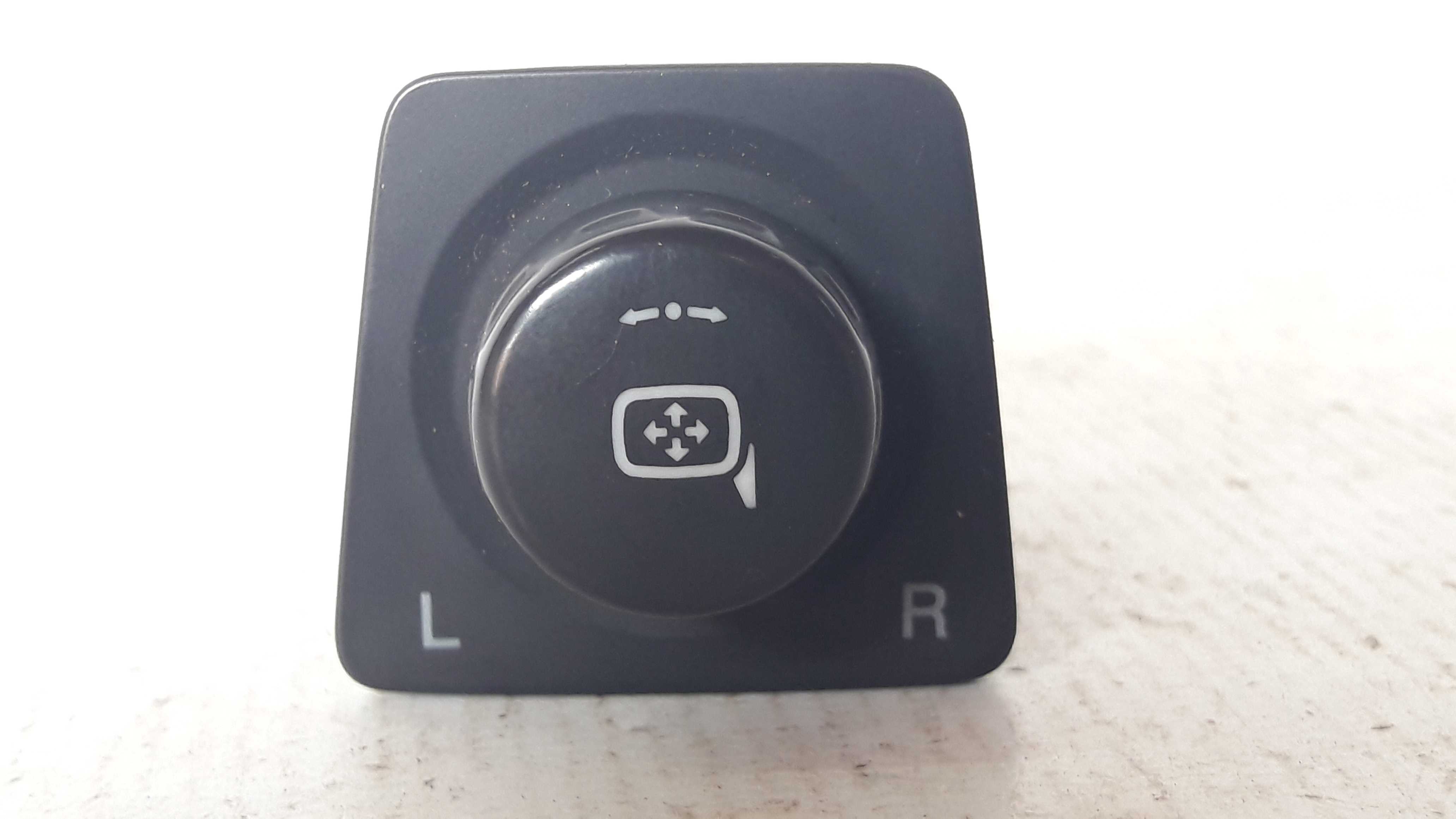 Botão Comando Retrovisor Elétrico Captiva Sport 09/13 Origin