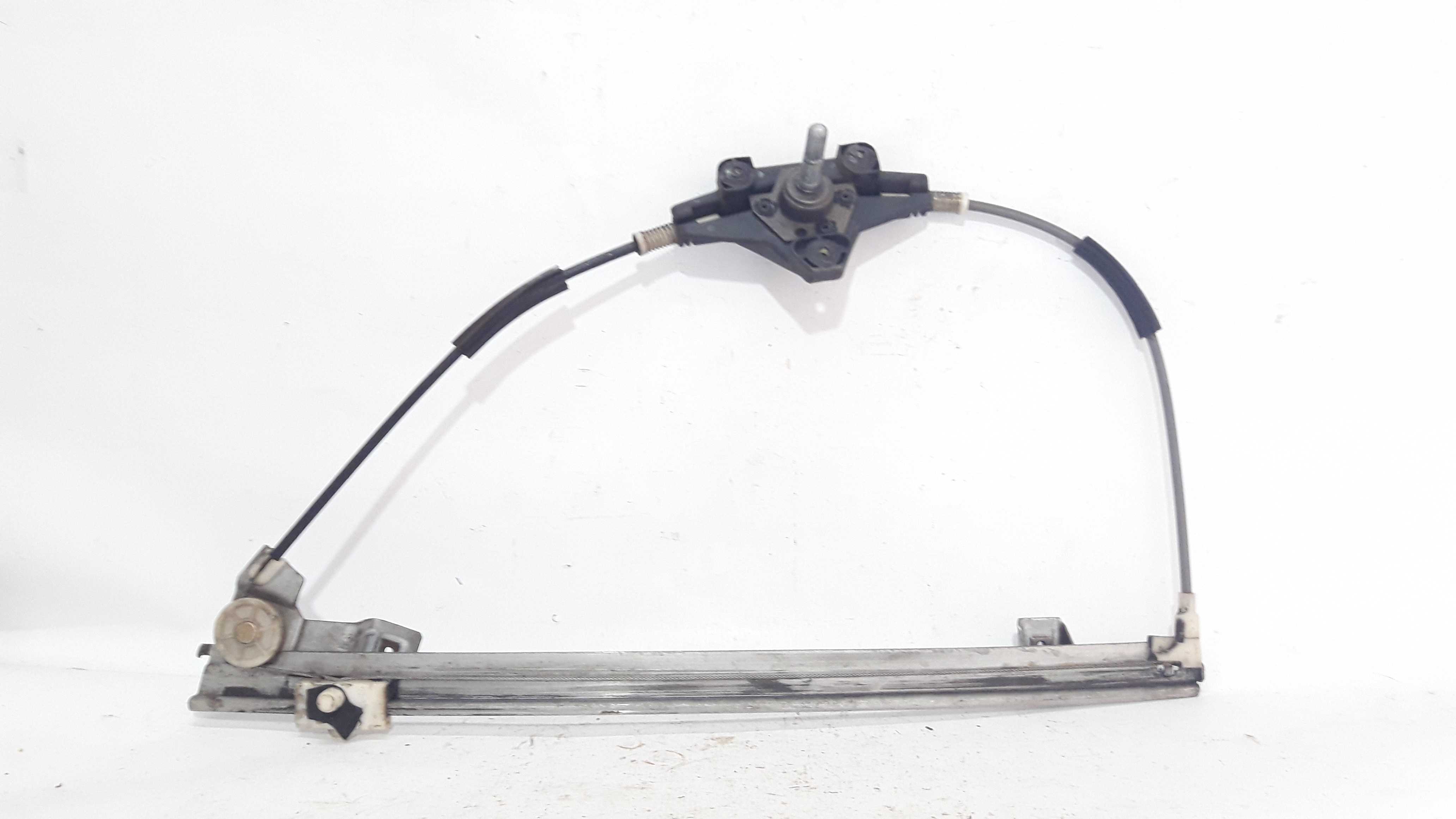 Maquina Vidro Manual Dianteiro Direito Clio 99 A 10 4