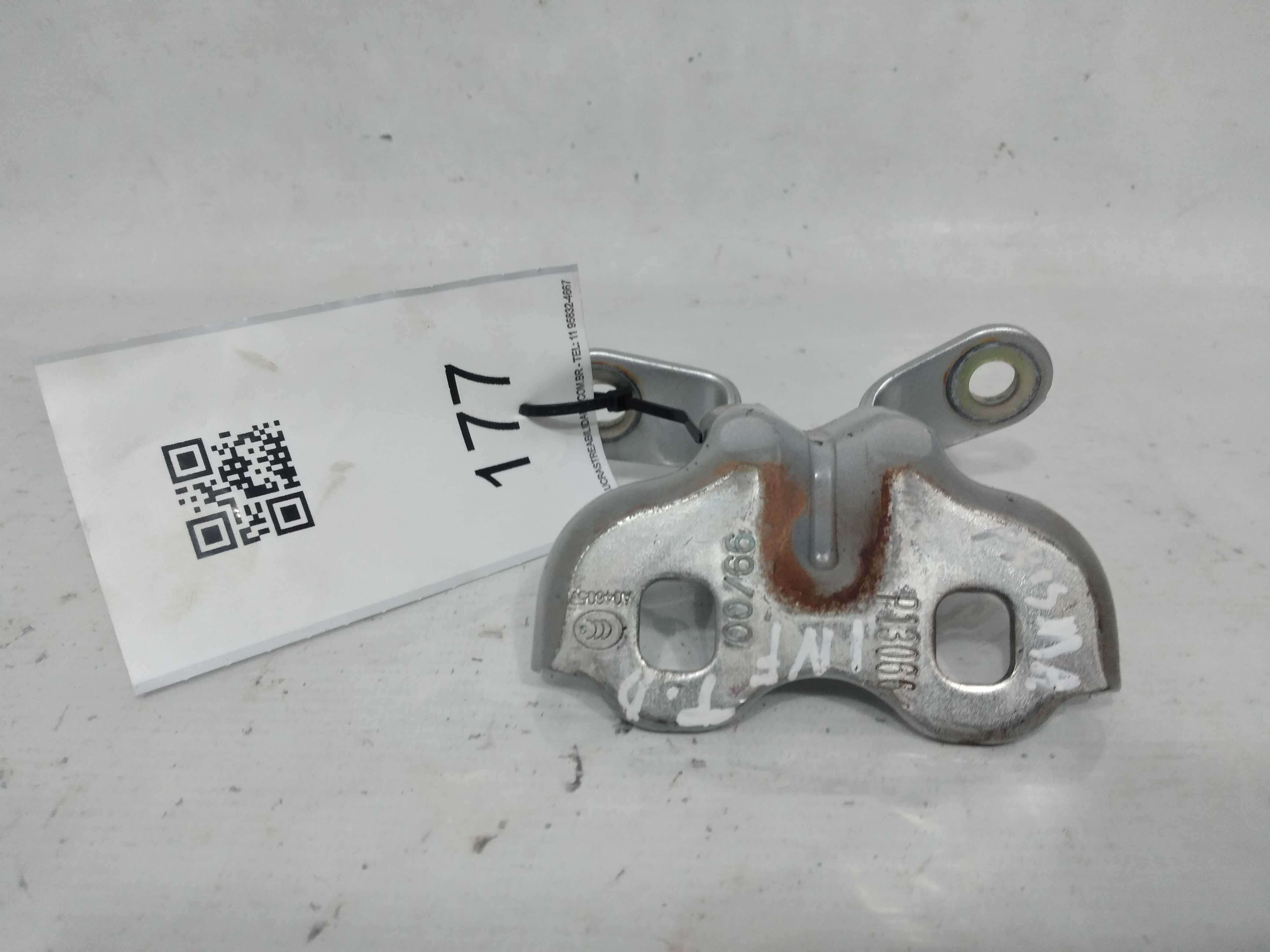 Dobradiça Inferior Porta Traseira Direita Prisma 12/16 Origi 2