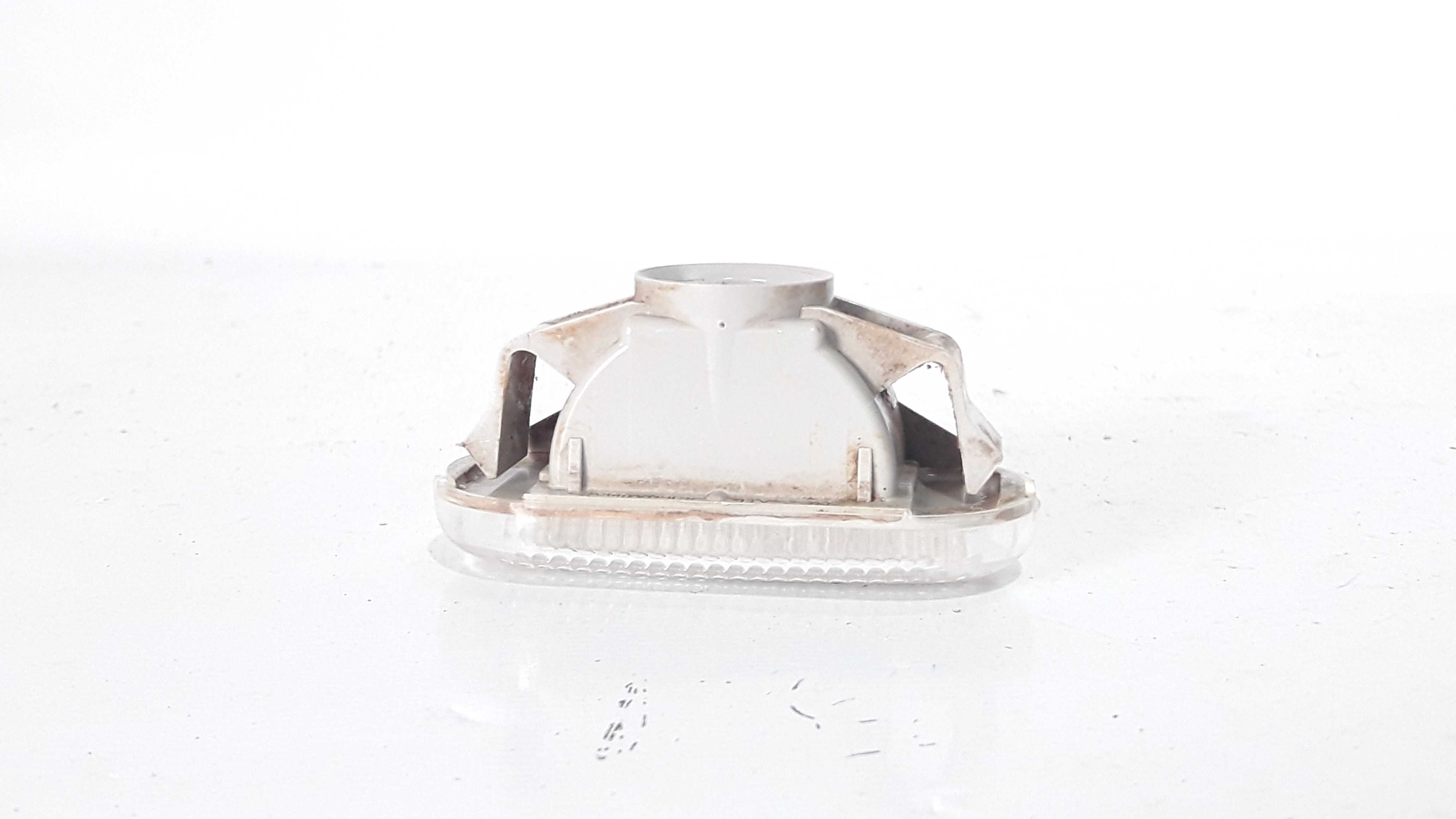 Luz Paralama Nissan Tiida 08/136160ax00a 2