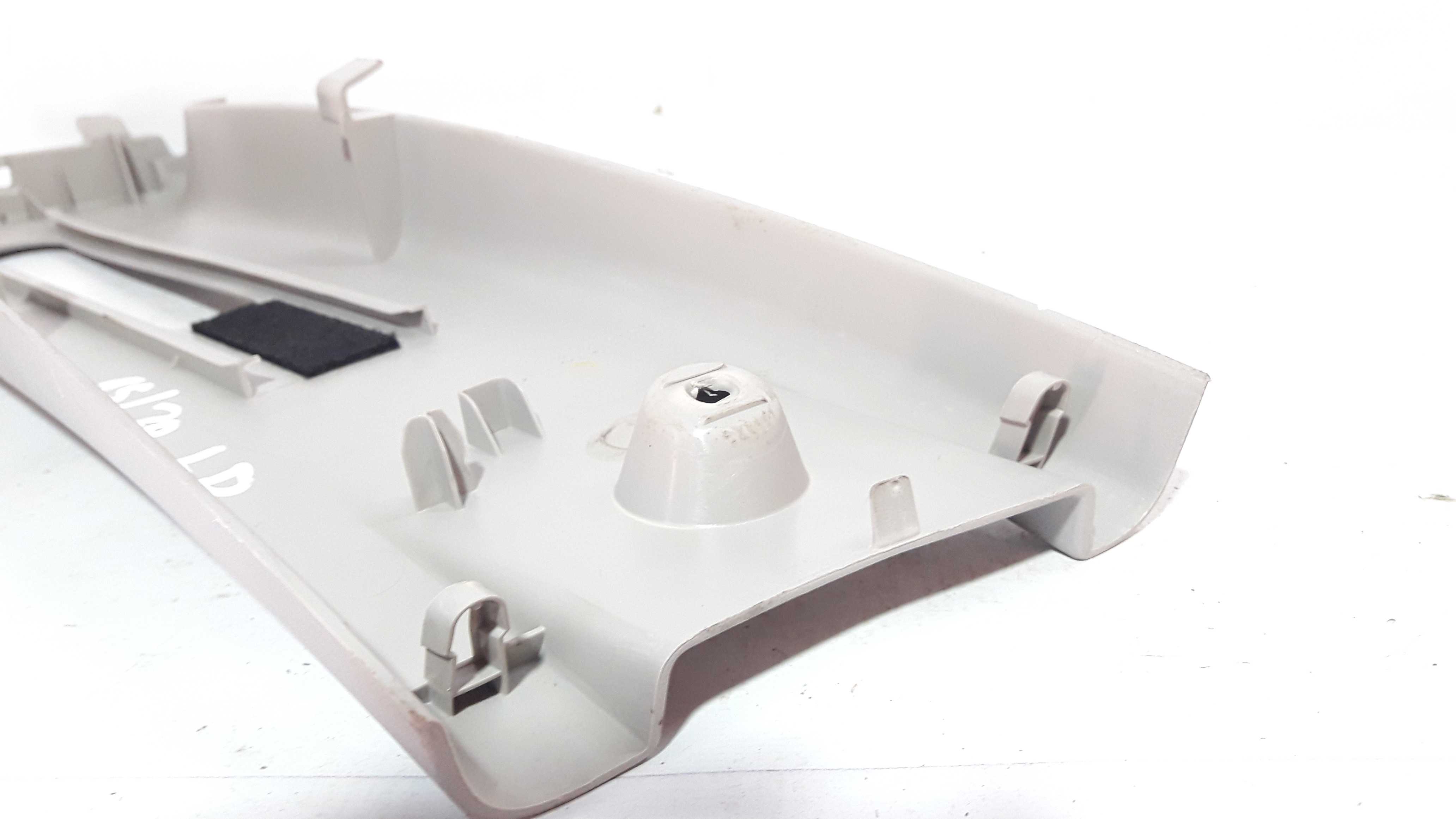 Moldura Coluna Central Direita Sandero/logan 15/20 769132845 6