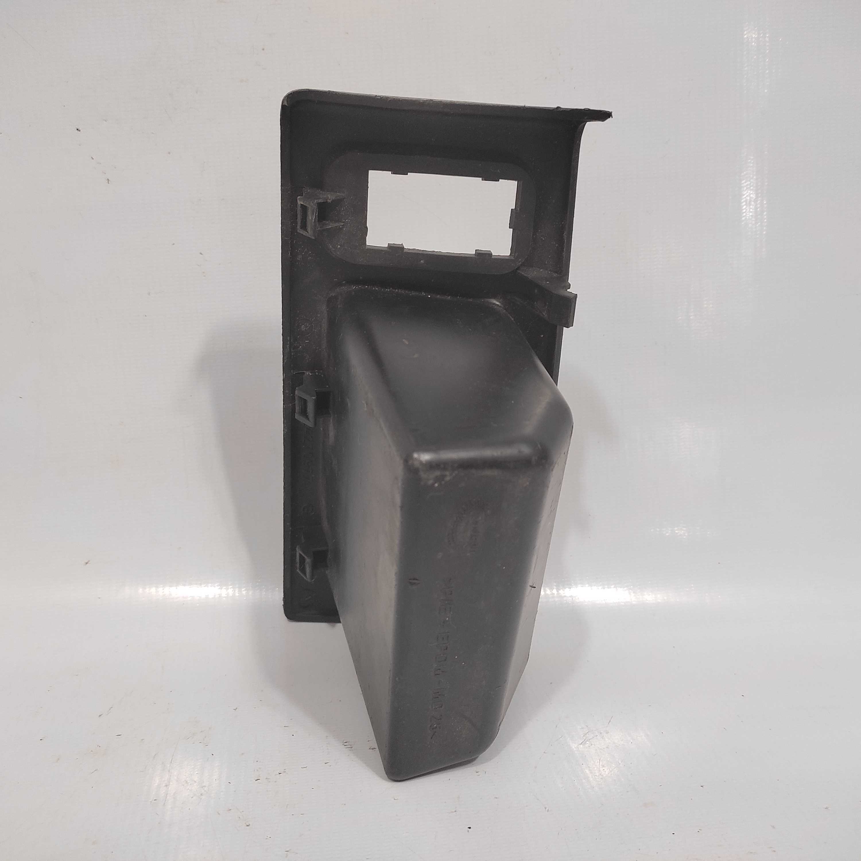 Moldura Porta Objeto Botão Regulagem Farol Peugeot 206 Origi 4