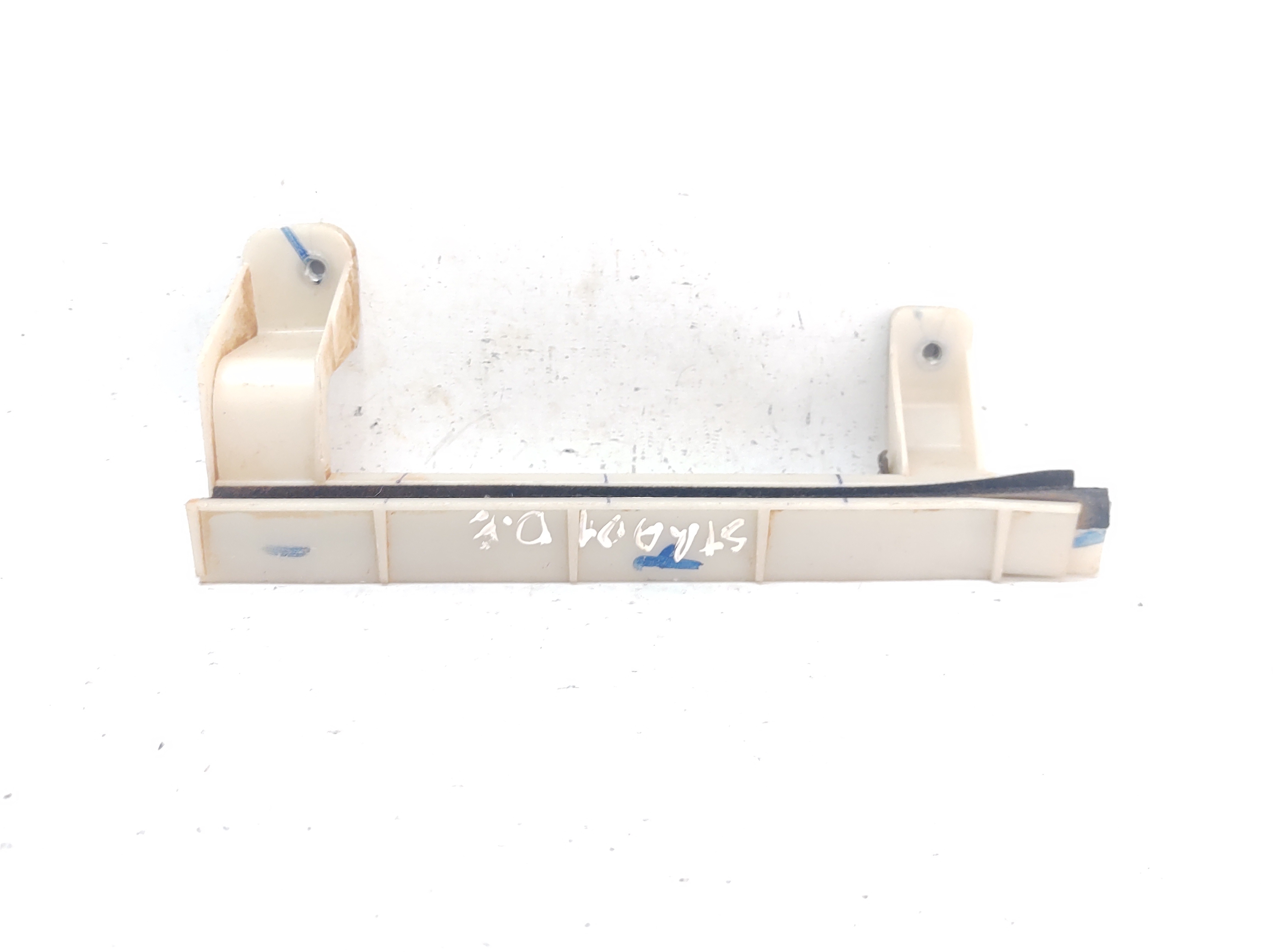 Guia Vidro Dianteiro Esquerdo Strada 20 A 23 52005782 Branco 7