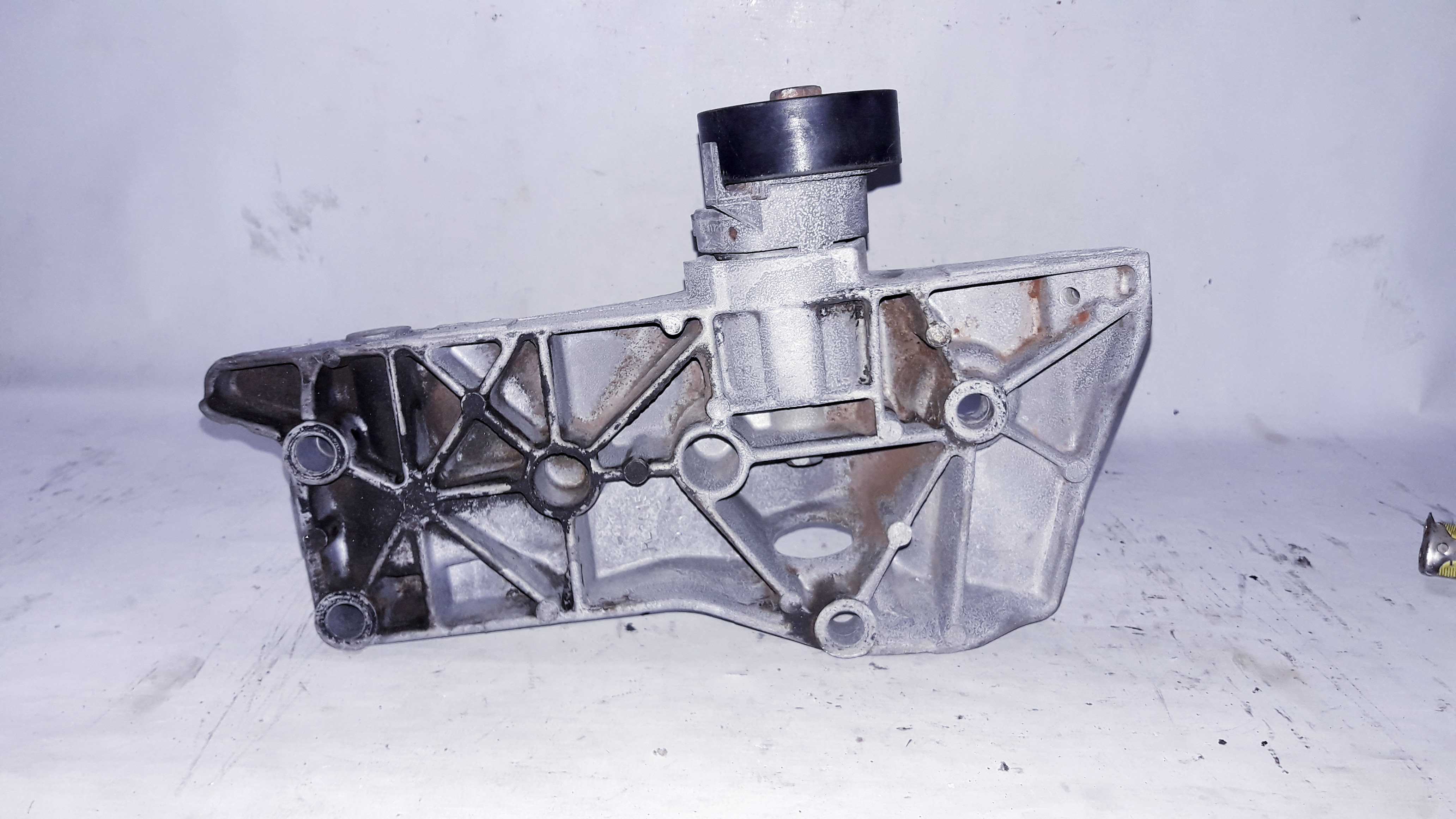 Suporte Alternador/compressor Polo 1.0/1.4/1.6 036145169