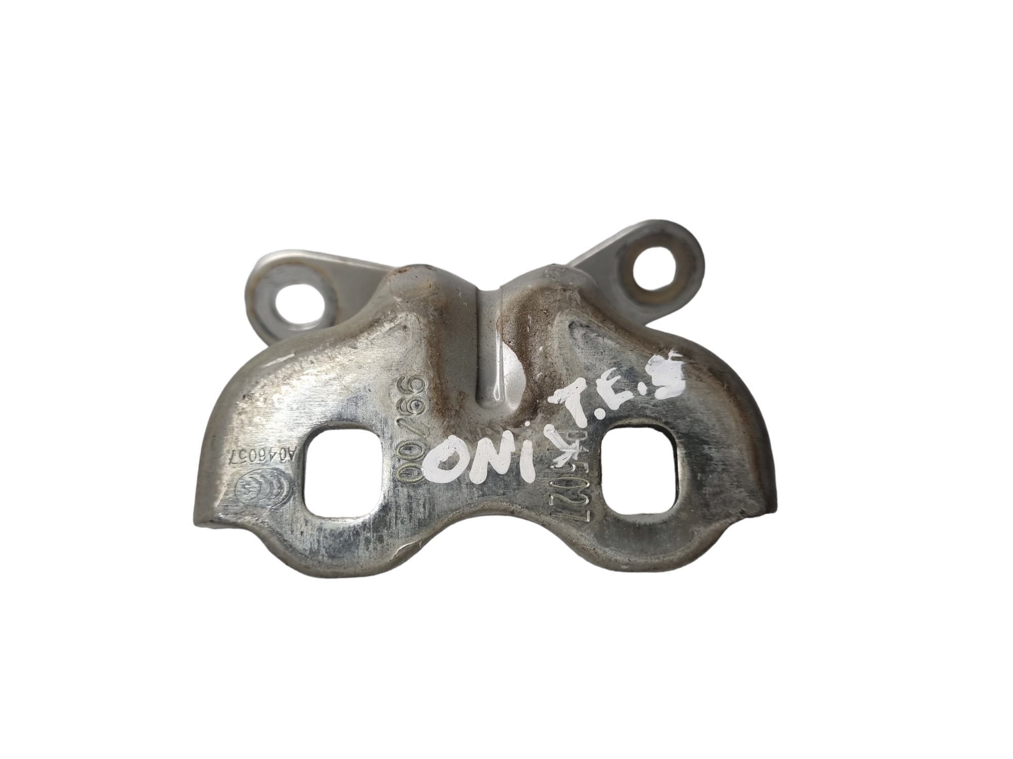 Dobradiça Superior Porta Traseira Esquerda Chevrolet Onix 3