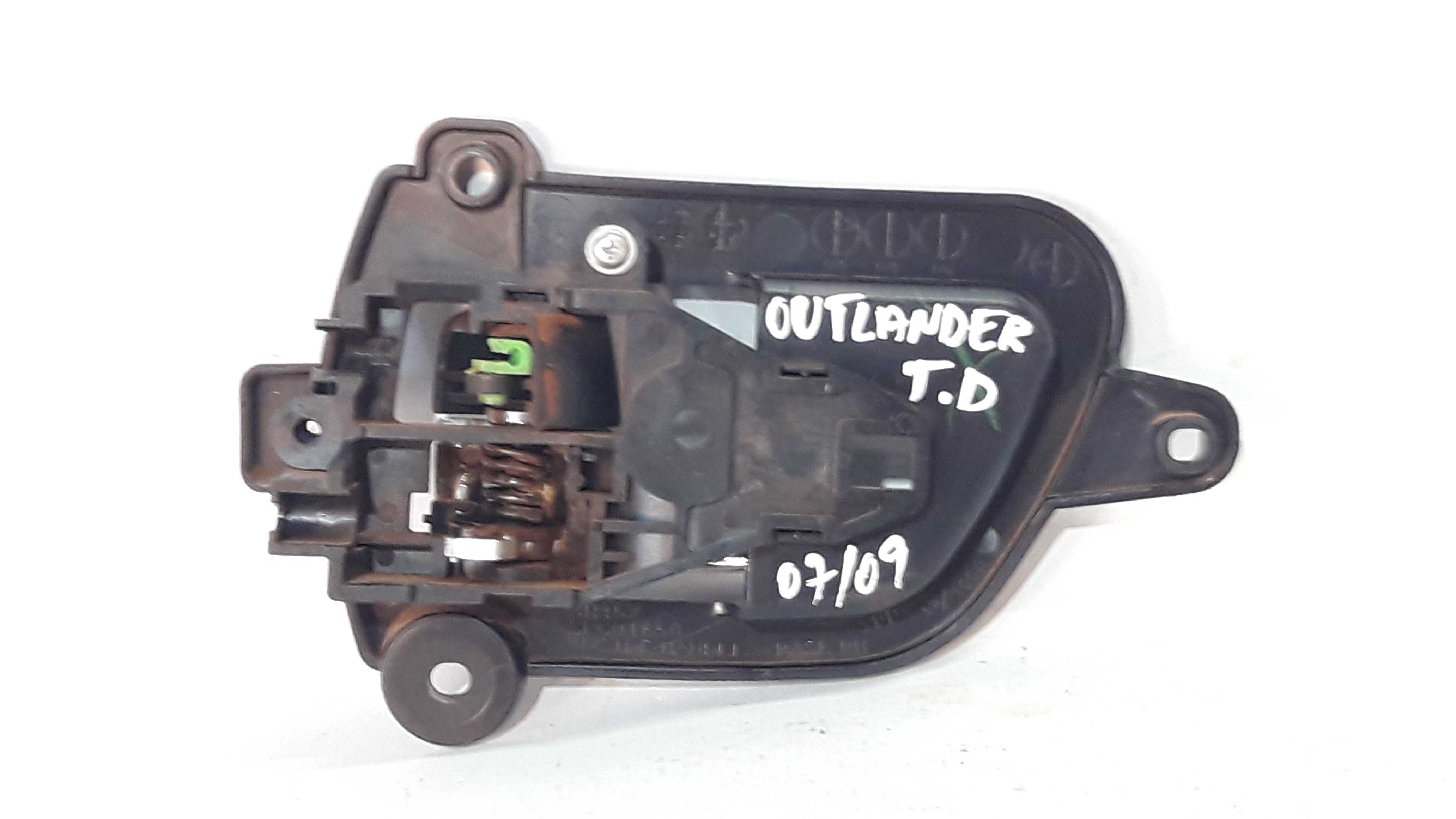 Maçaneta Interna Traseira Direita Outlander 07/9 Spc01650 Cromada Traseira 2